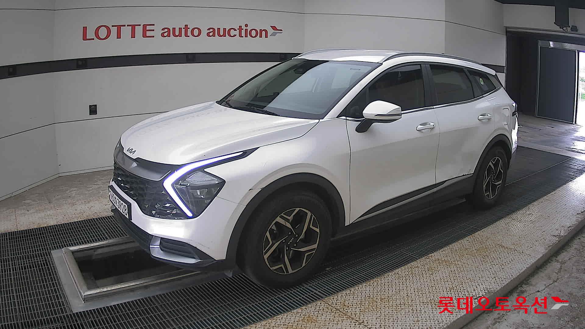 2022 - kia sportage