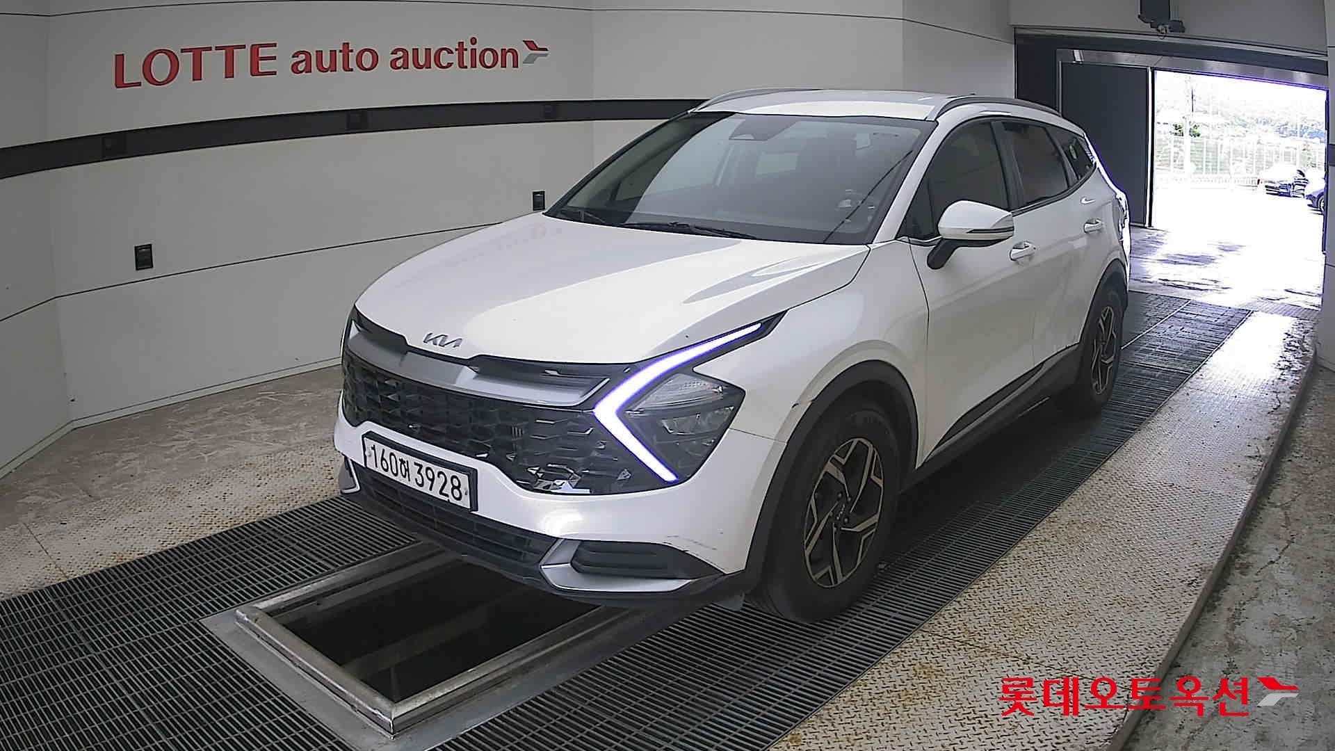 2022 - kia sportage