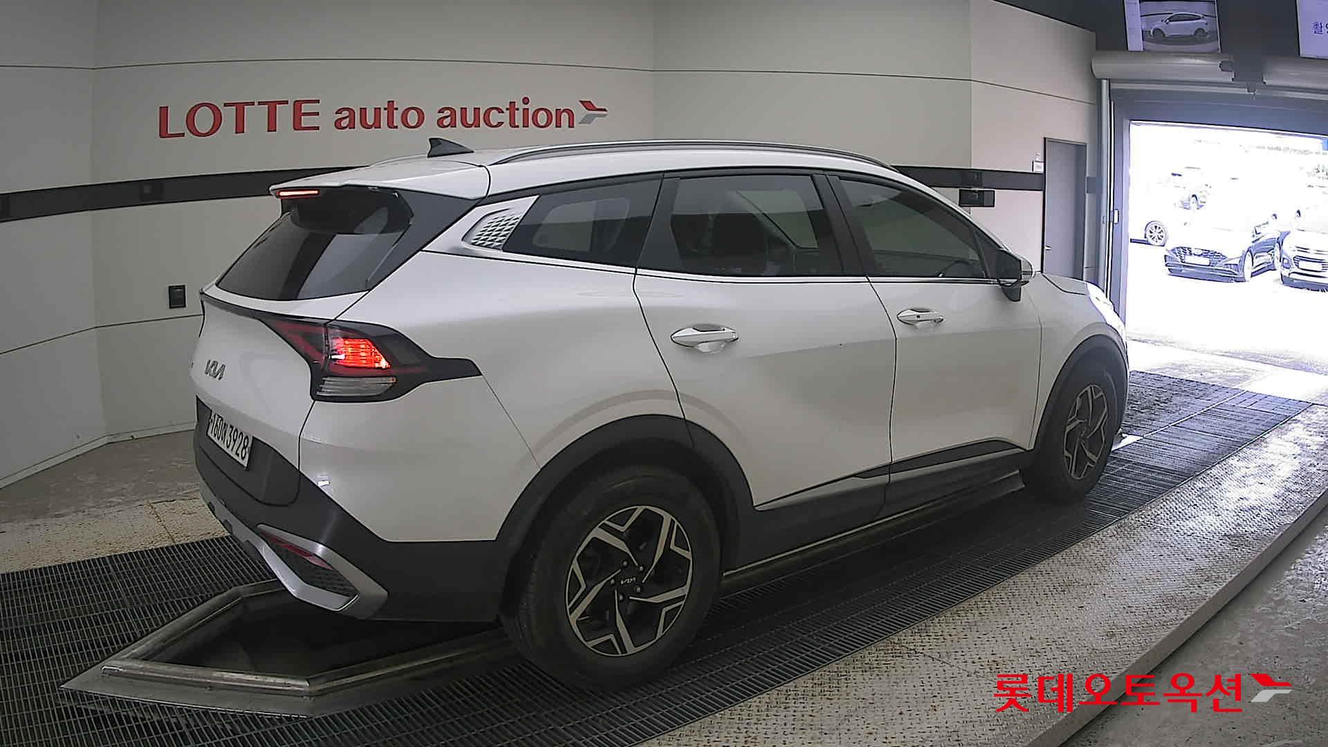 2022 - kia sportage