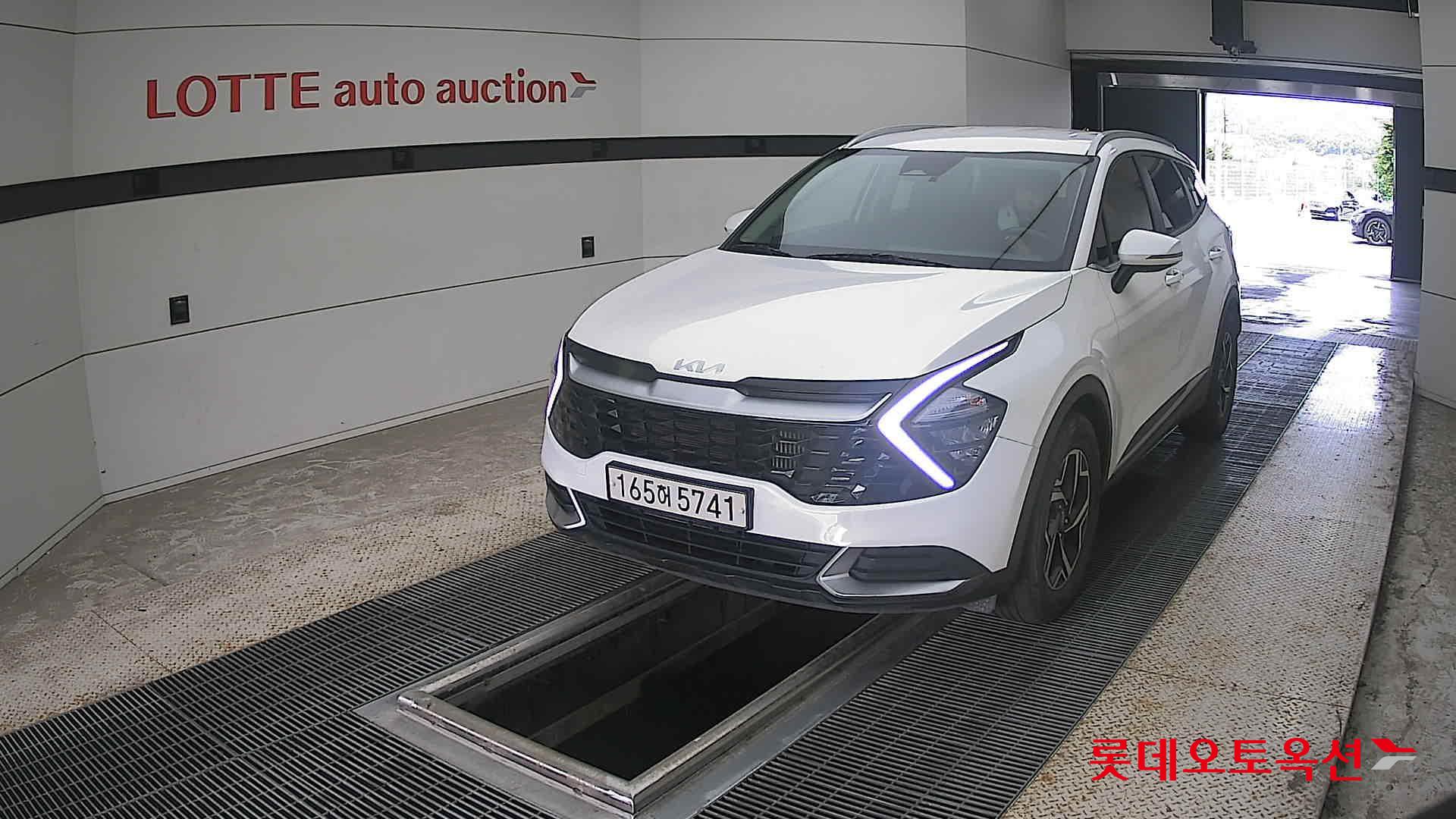 Kia Sportage 2022 Snow White Pearl (optional) из Кореи