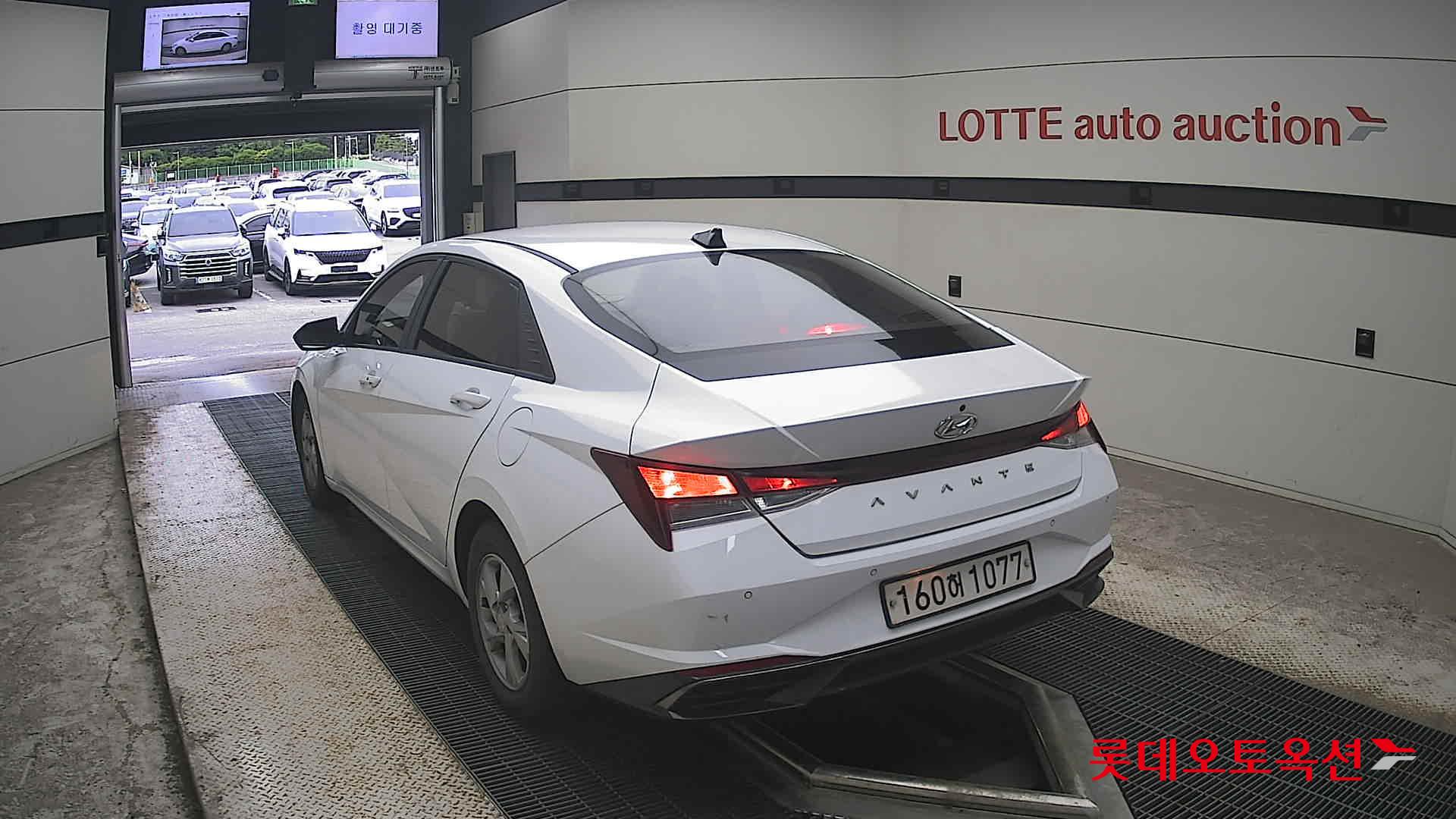 2021 - hyundai avante