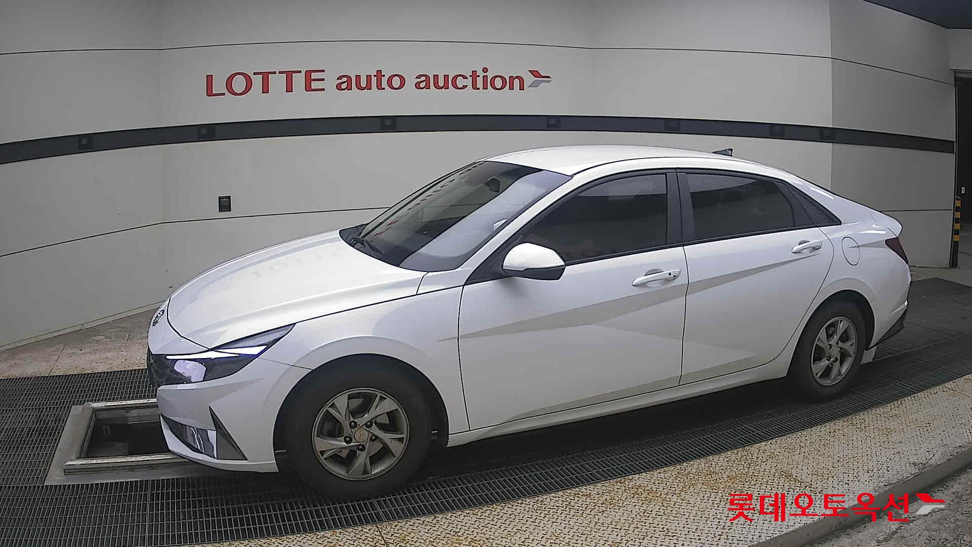 2021 - hyundai avante