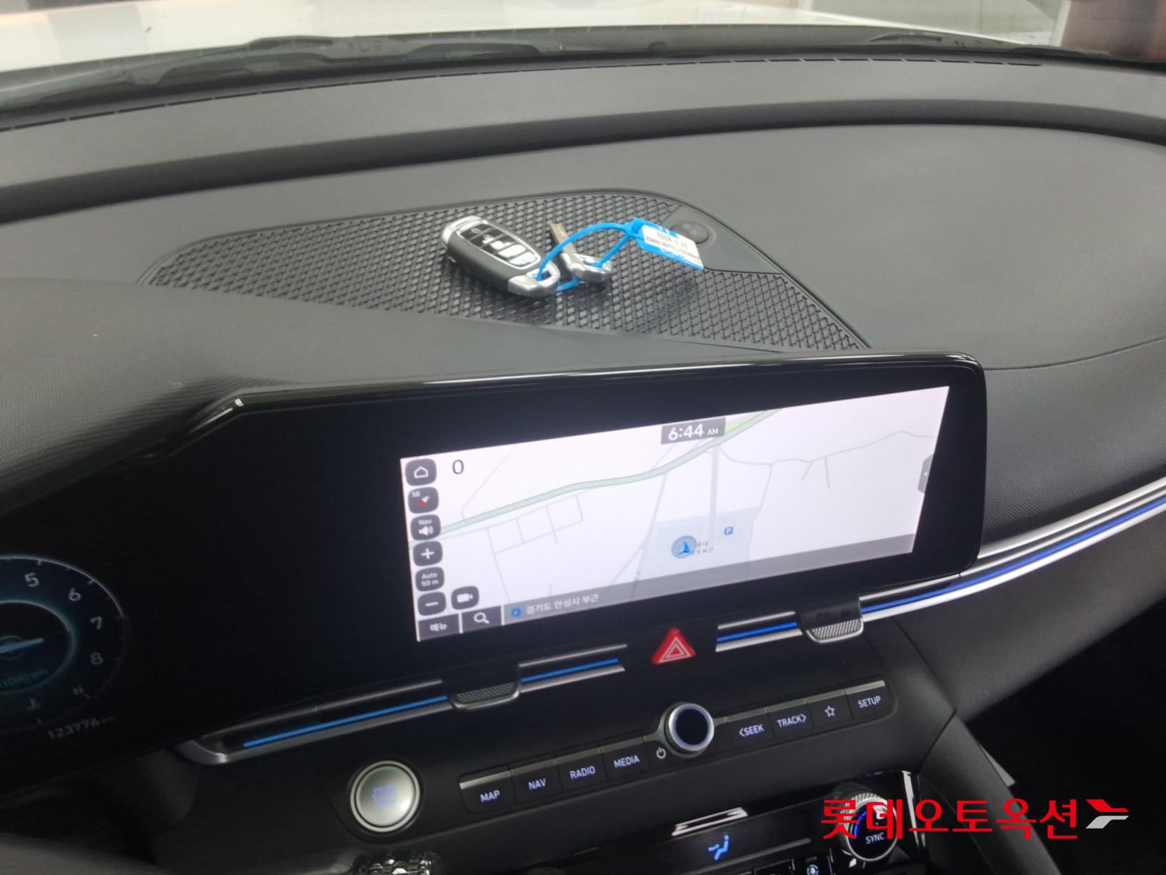 2021 - hyundai avante