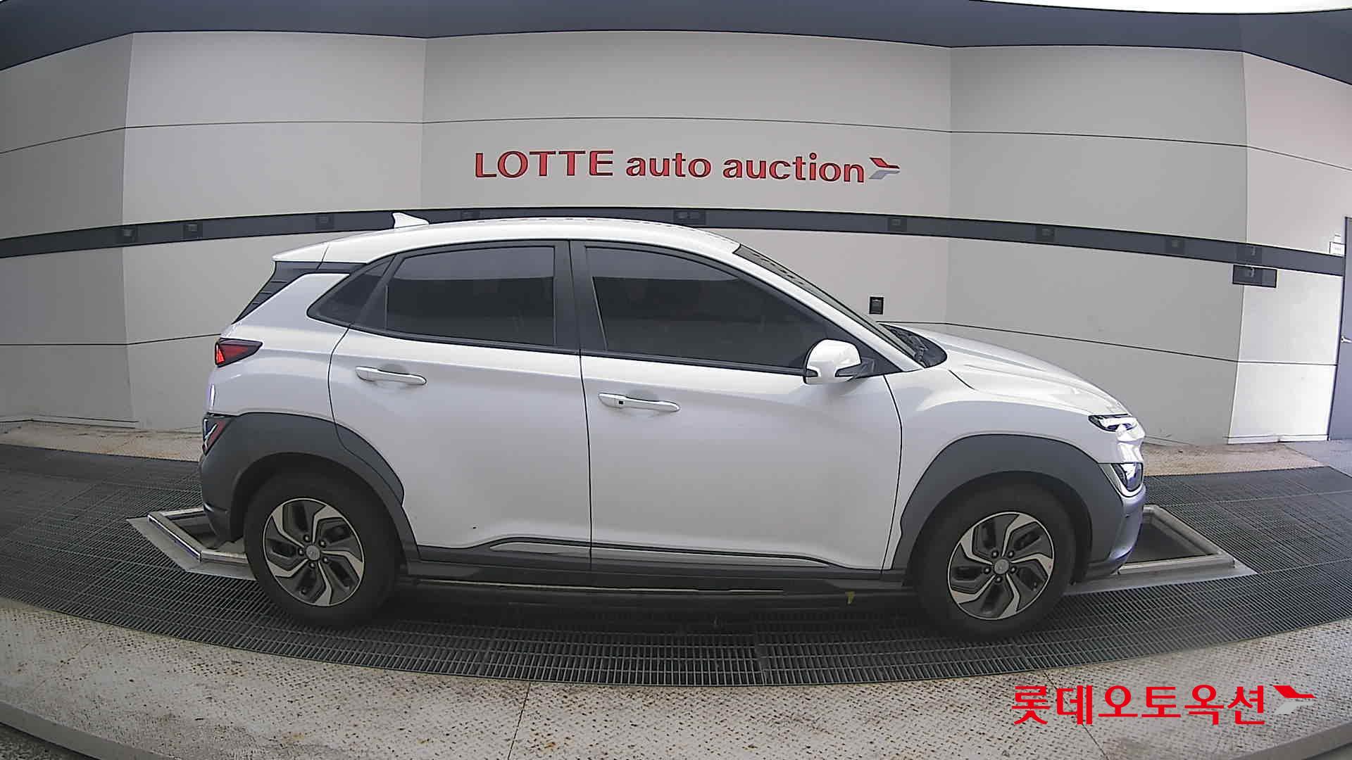 2022 - hyundai kona