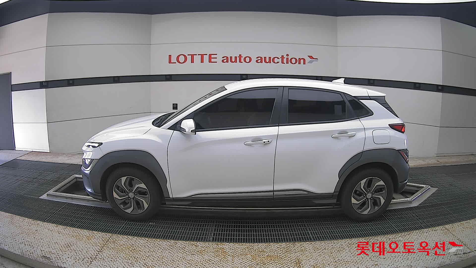 2022 - hyundai kona