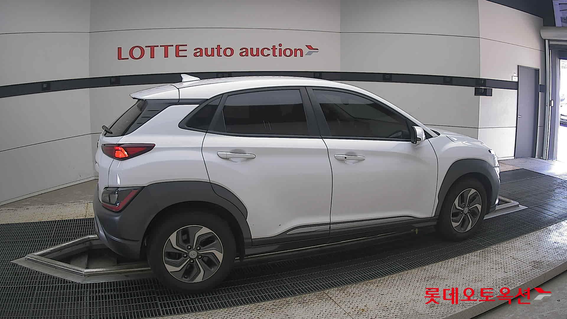 2022 - hyundai kona