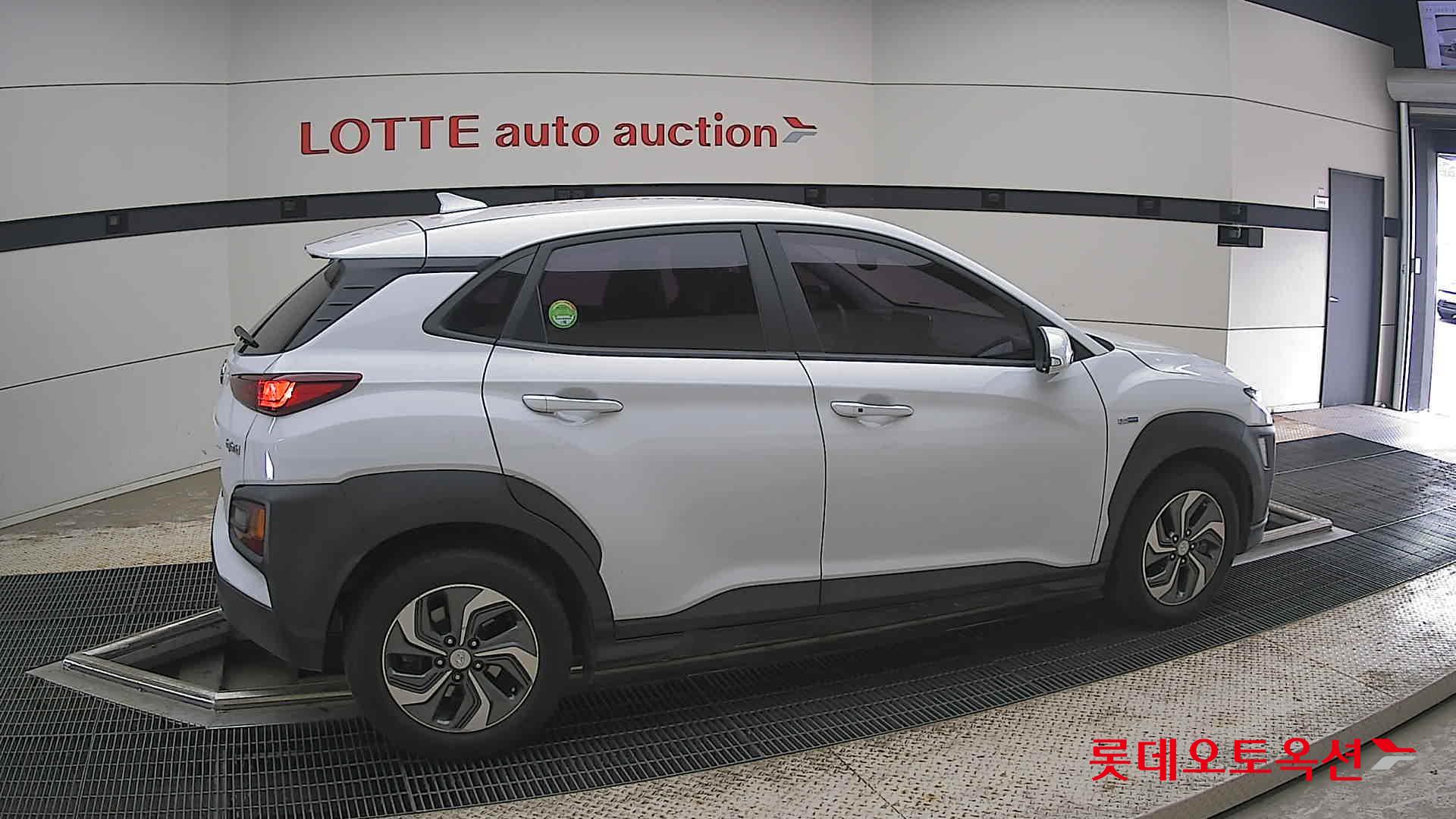 2020 - hyundai kona