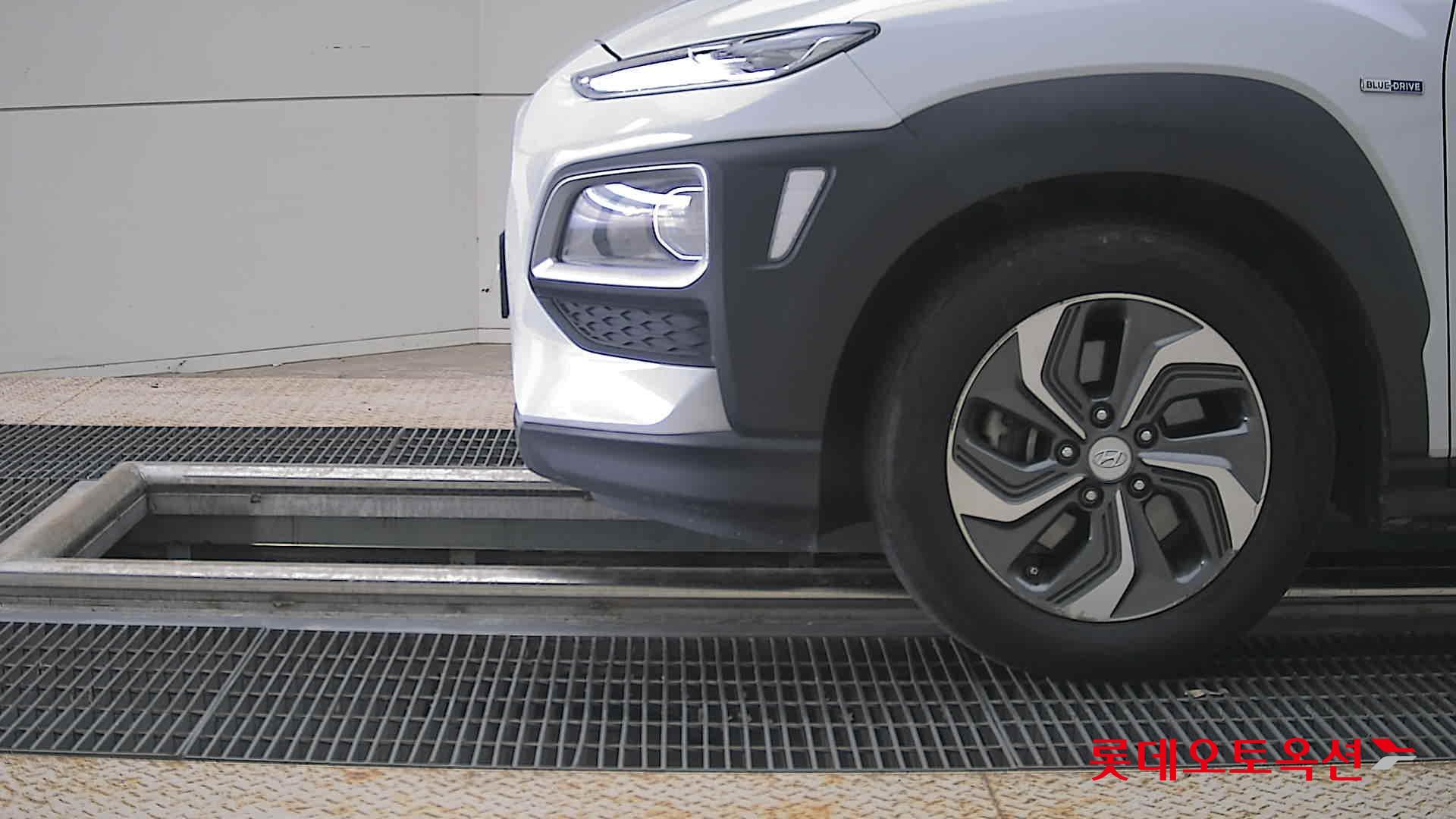 2020 - hyundai kona