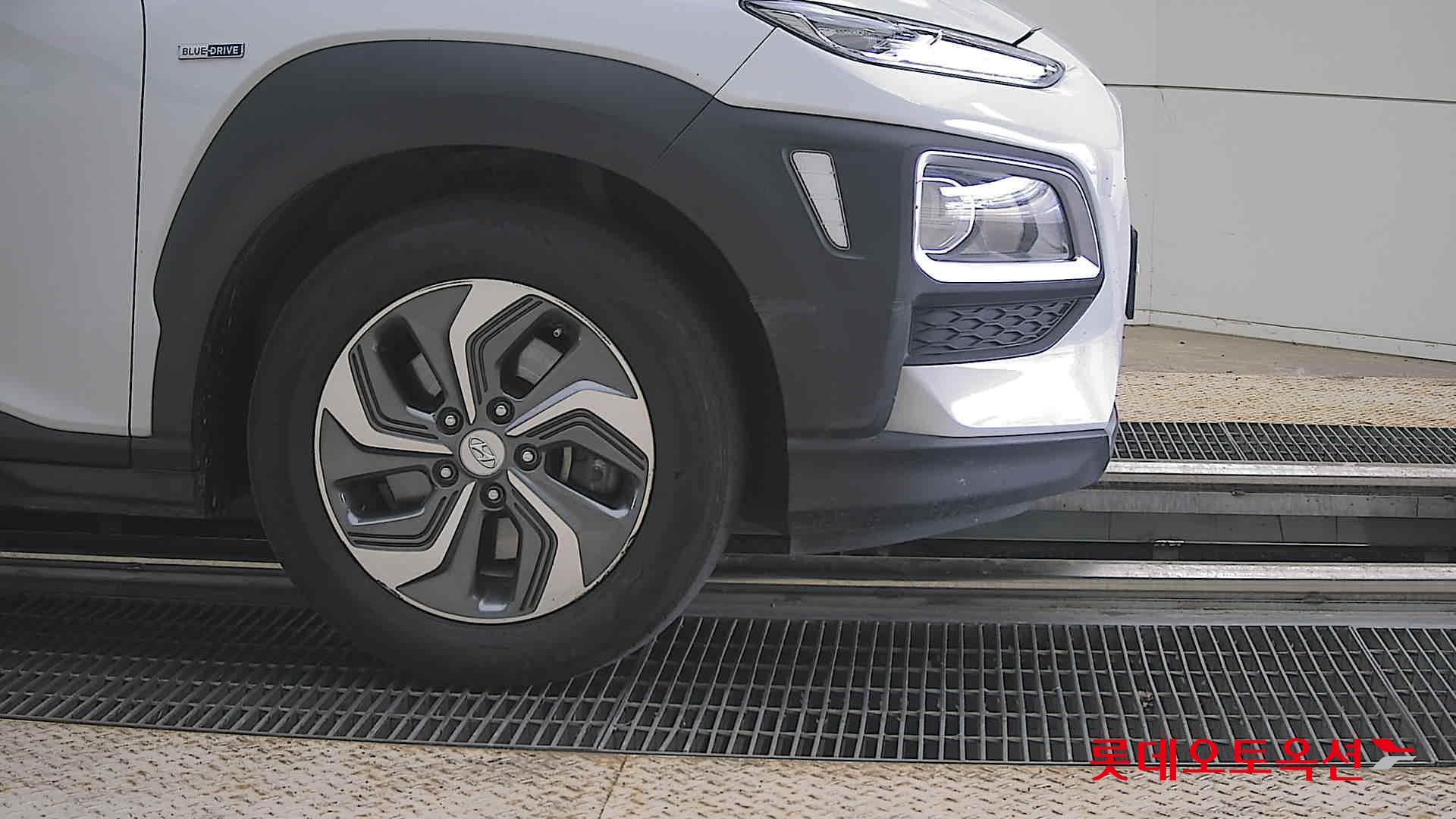 2020 - hyundai kona