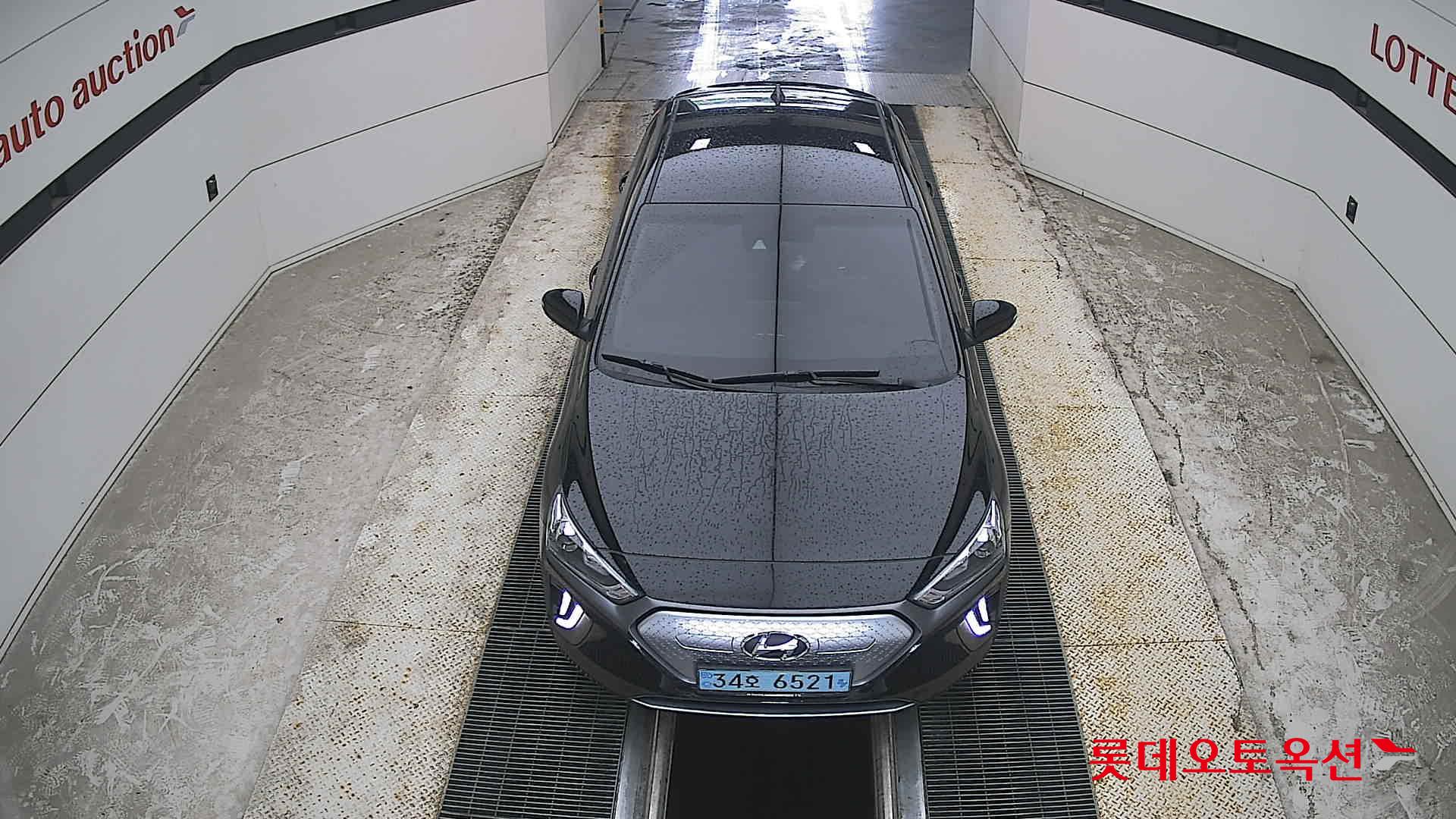 2020 - hyundai ioniq