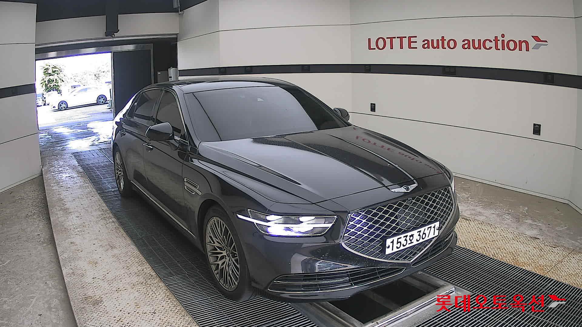 2021 - genesis g90