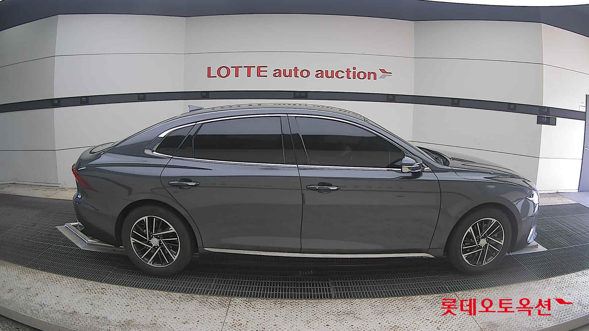 2021 - hyundai grandeur