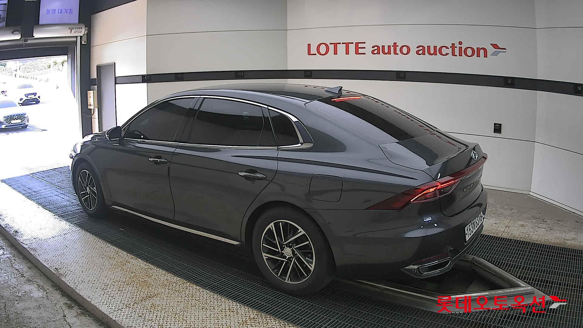 2021 - hyundai grandeur