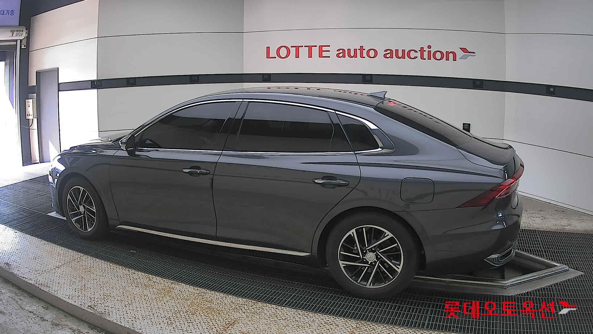 2021 - hyundai grandeur