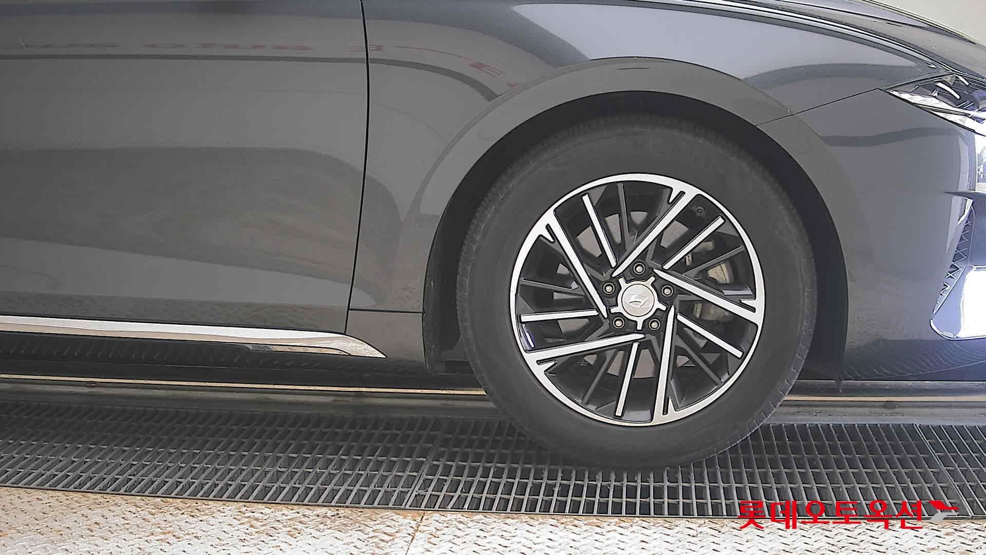 2021 - hyundai grandeur