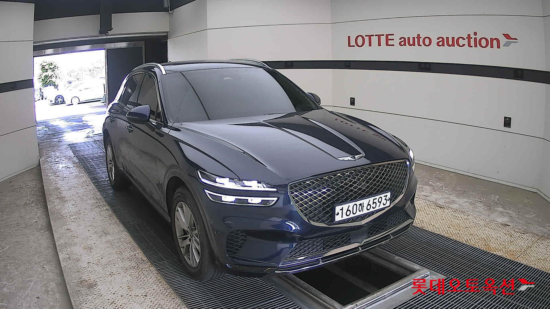 2021 - genesis gv70