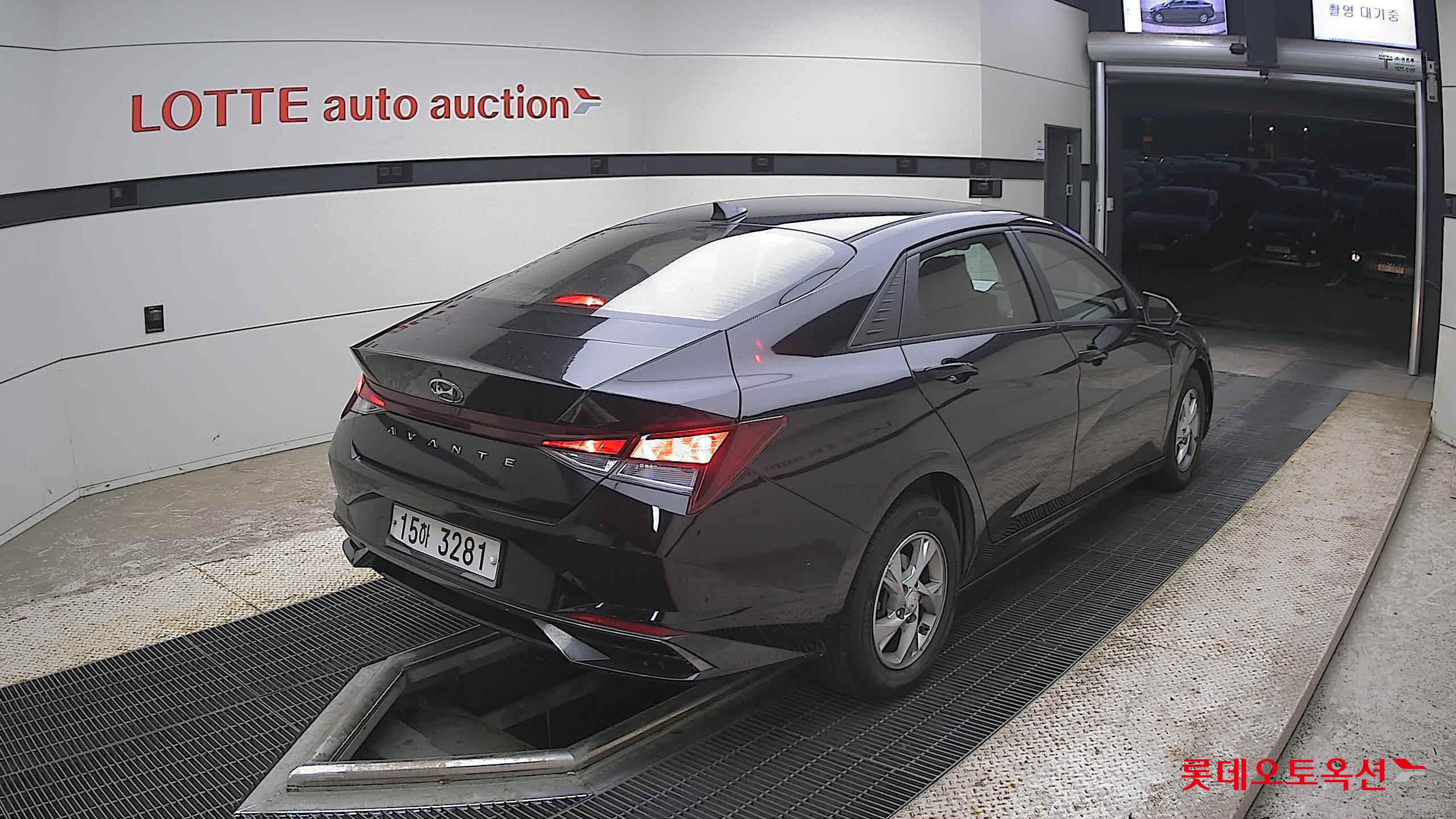 2021 - hyundai avante