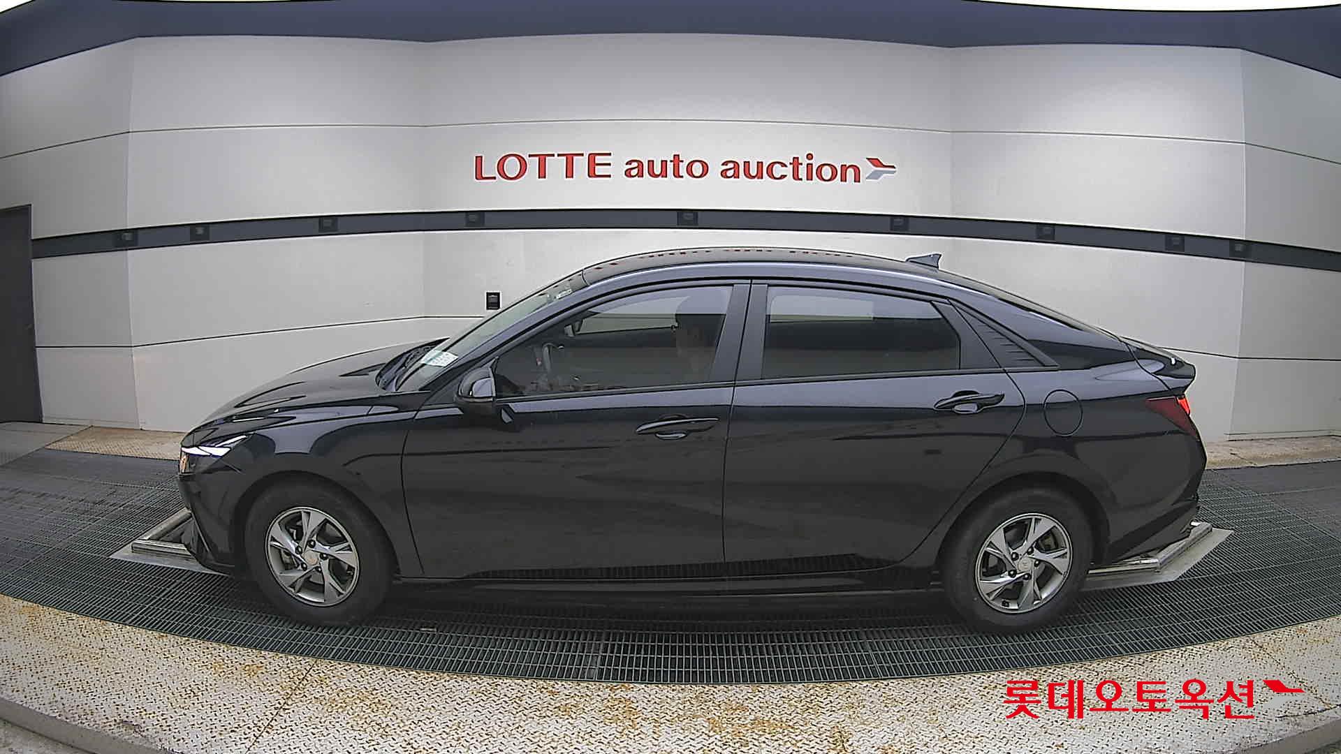 2021 - hyundai avante