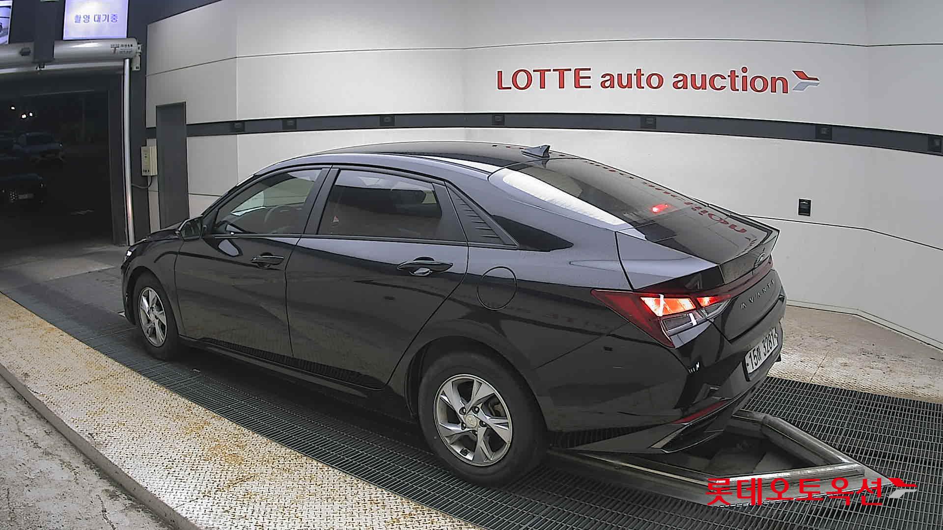 2021 - hyundai avante