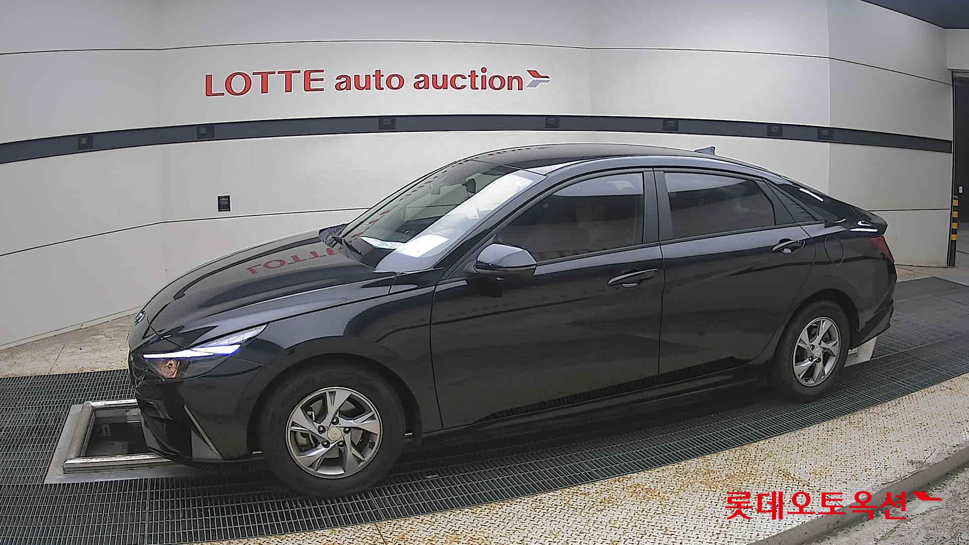 2021 - hyundai avante