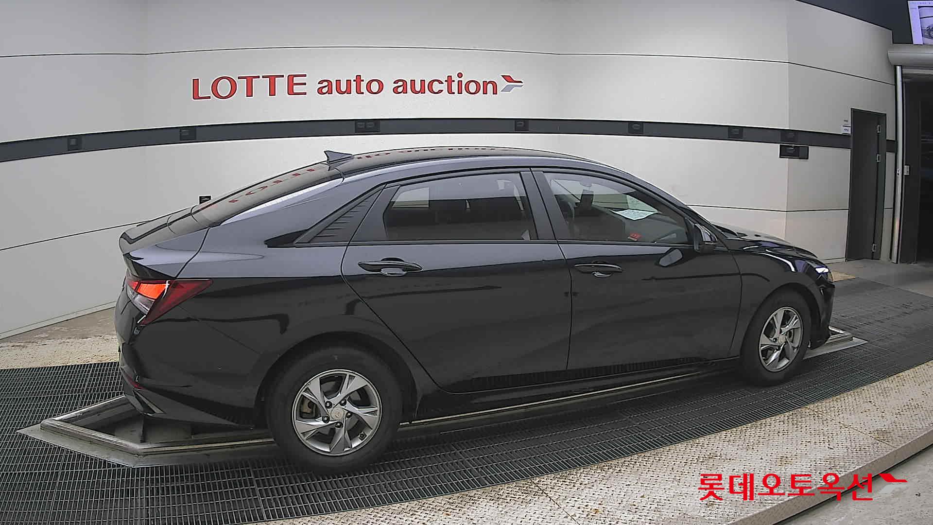 2021 - hyundai avante