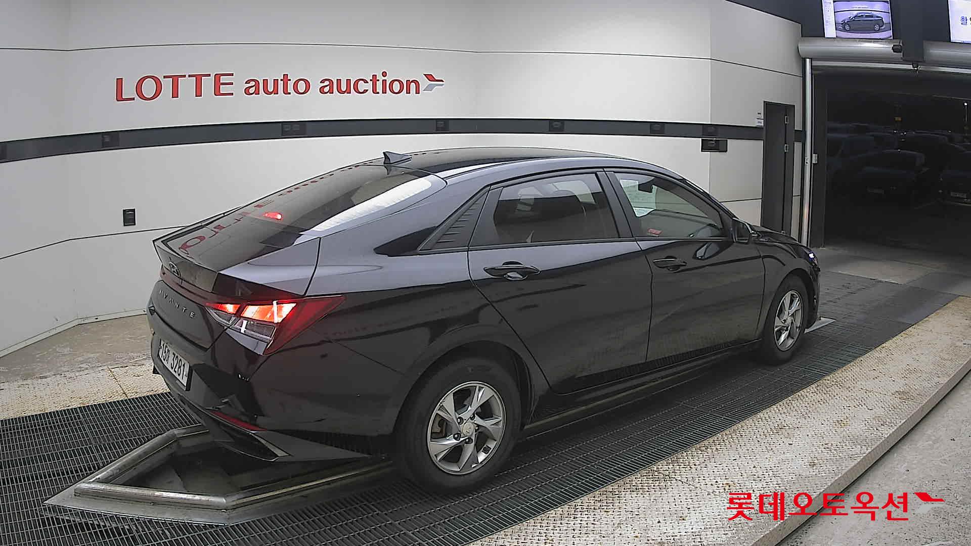 2021 - hyundai avante