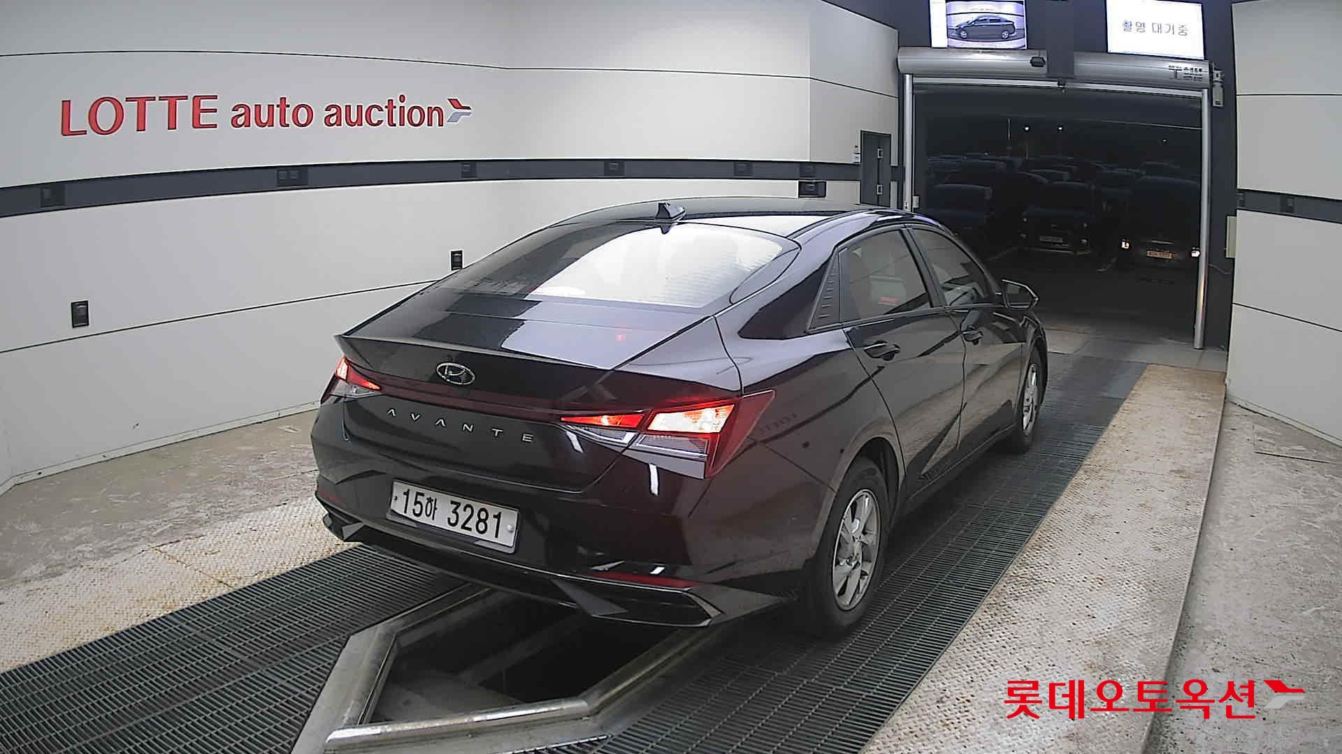 2021 - hyundai avante