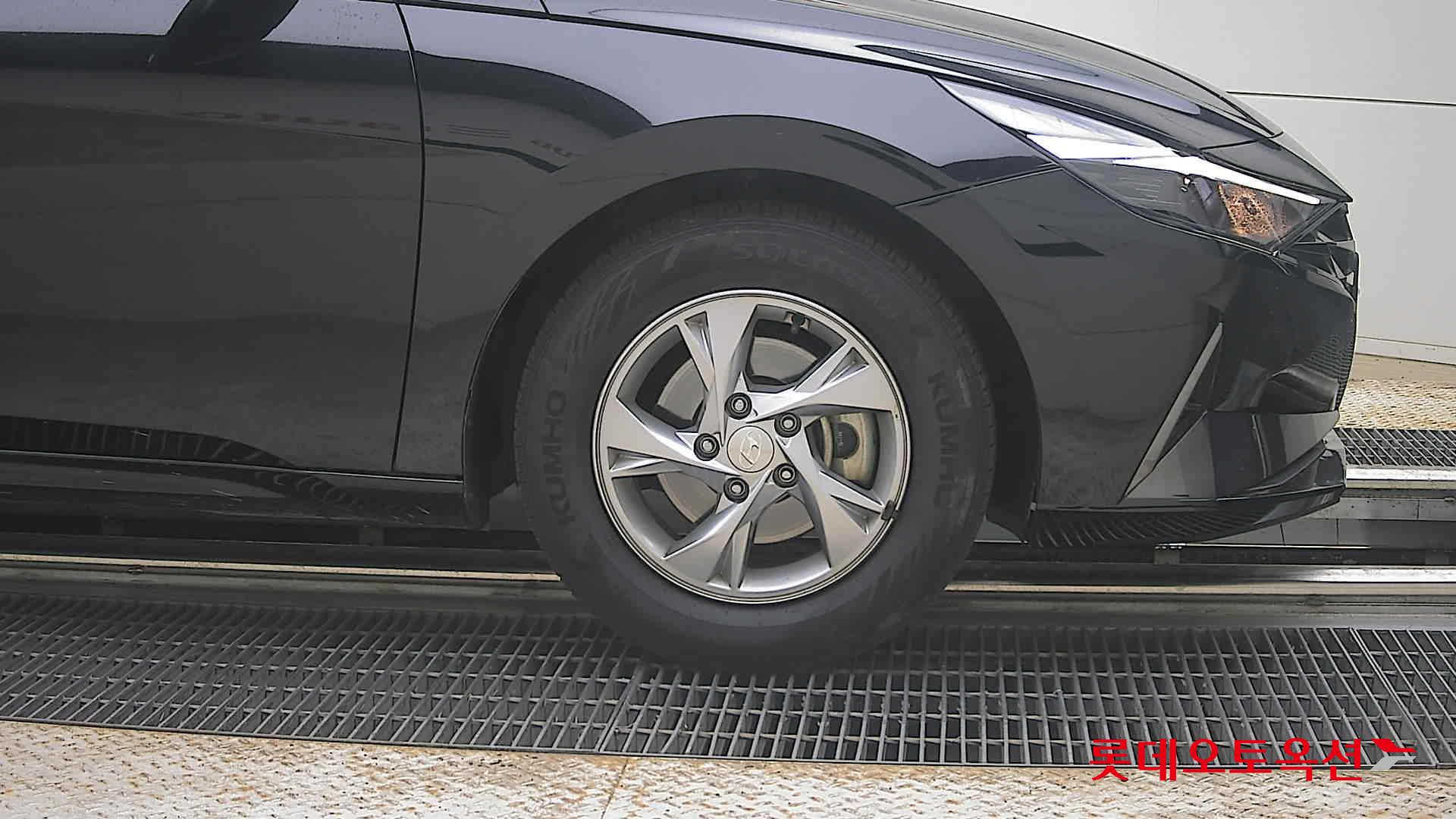 2021 - hyundai avante