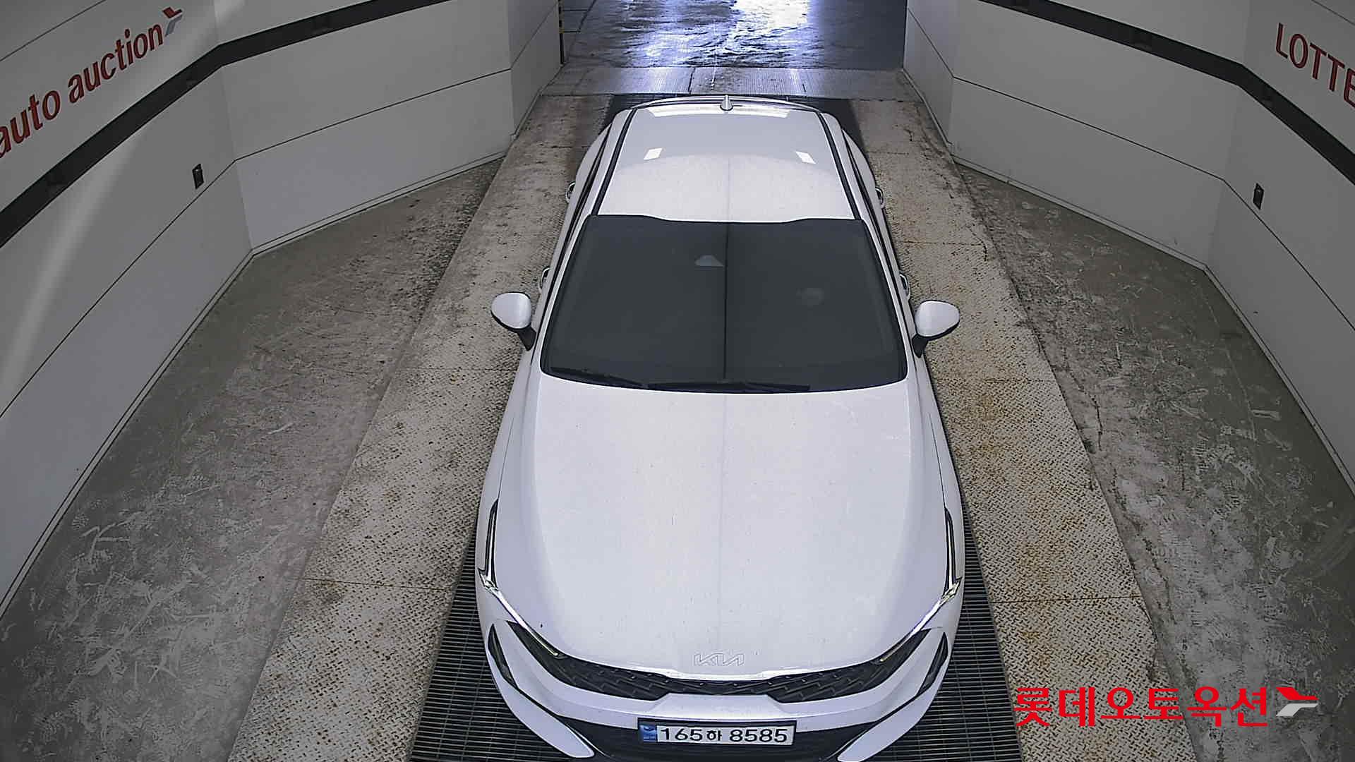2022 - kia k5