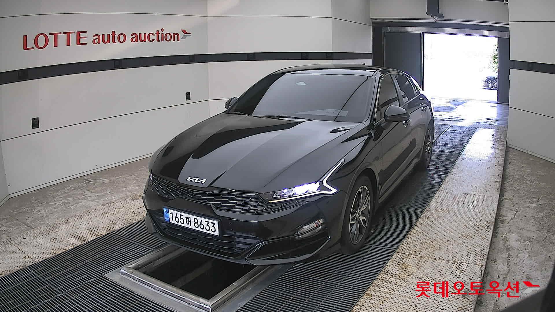 2022 - kia k5