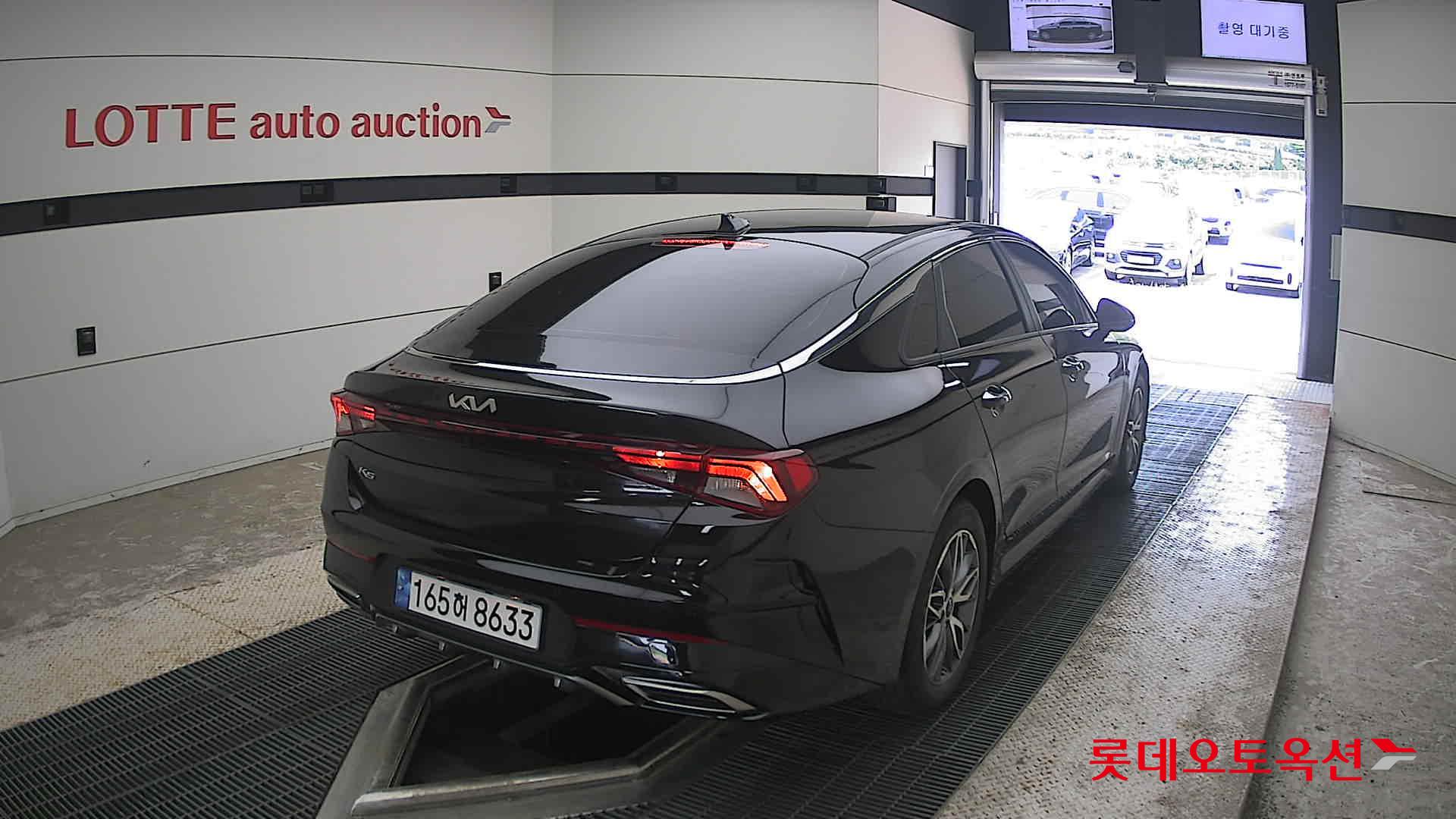 2022 - kia k5