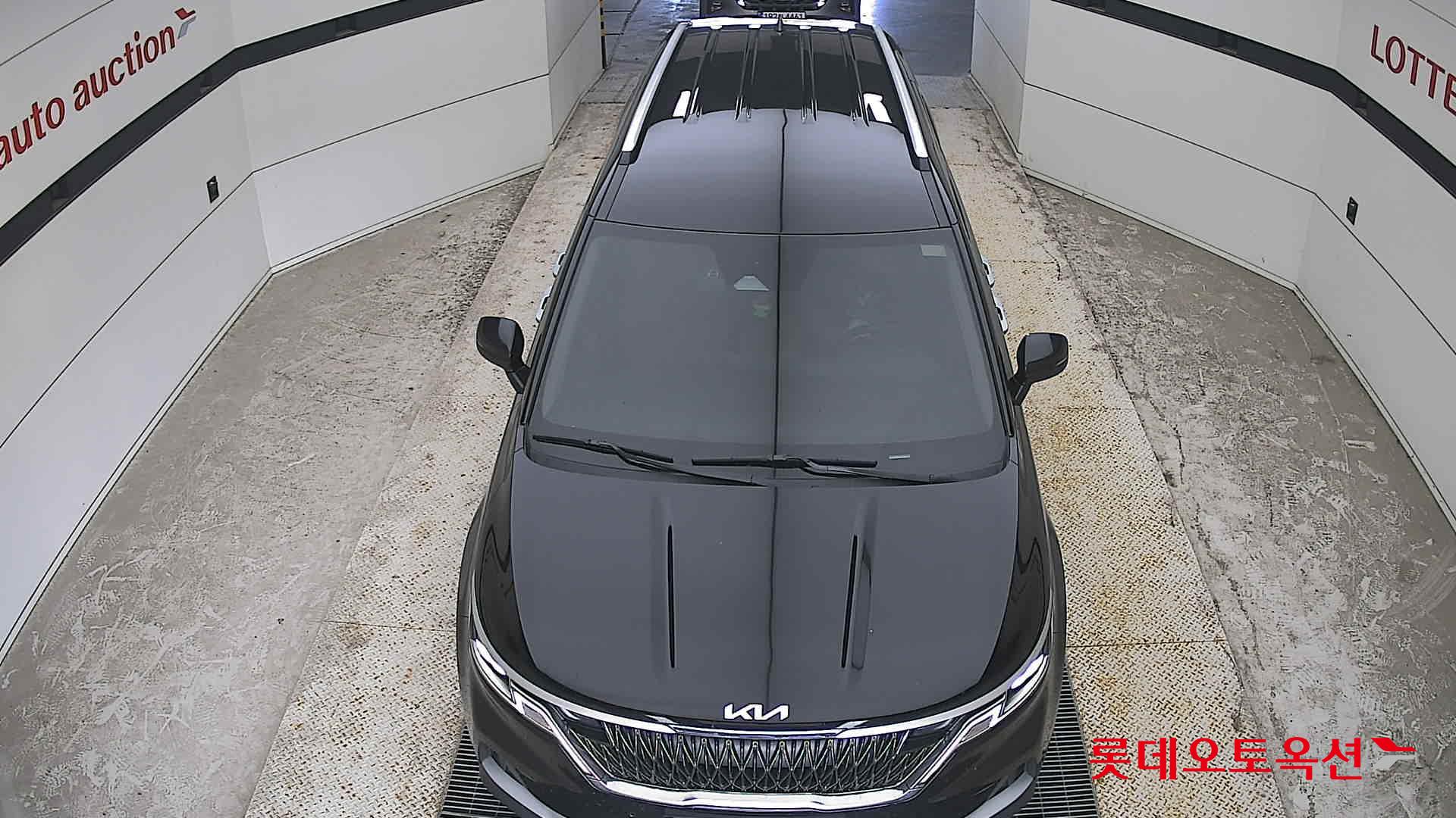 2023 - kia carnival