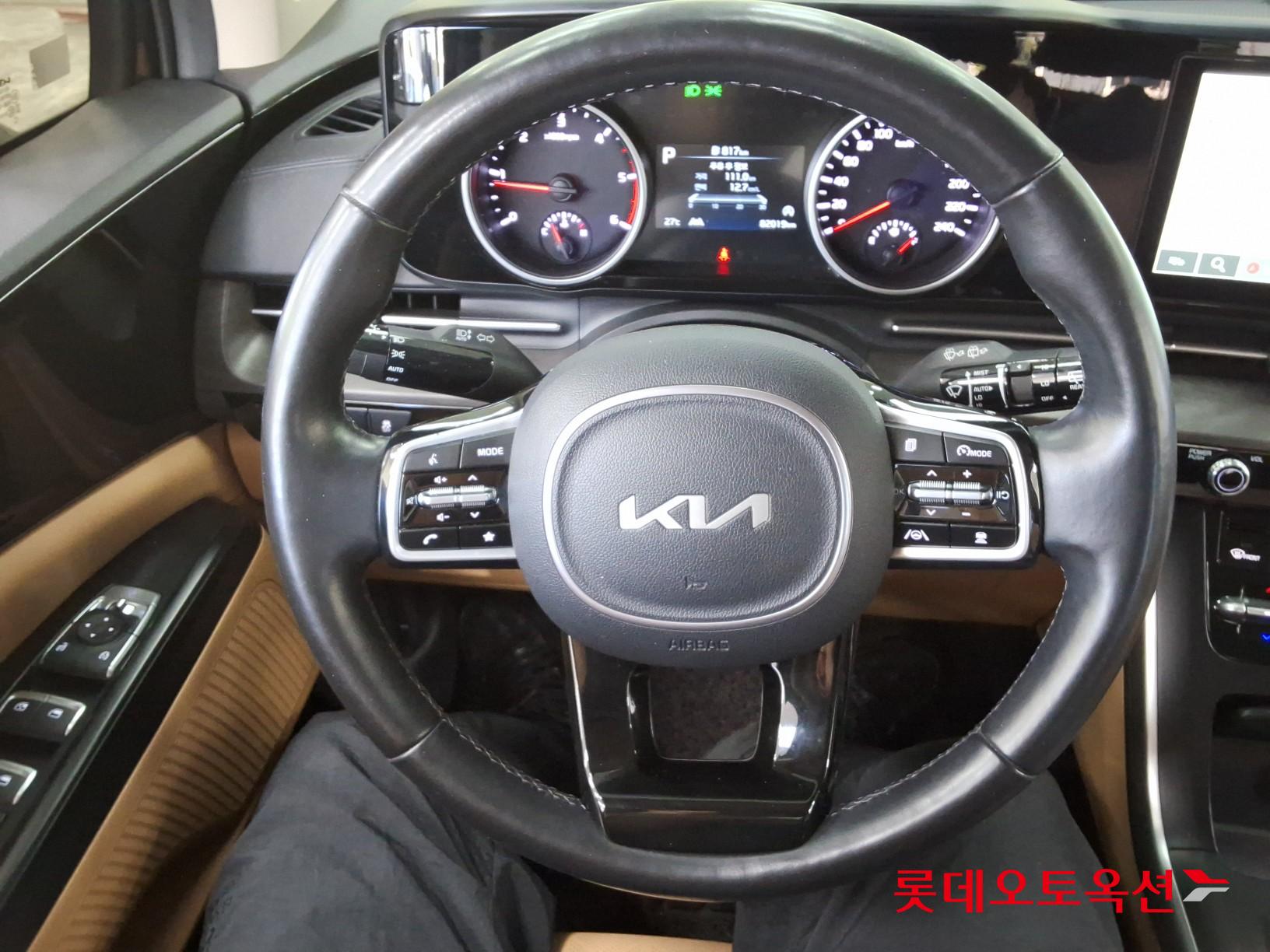 2023 - kia carnival