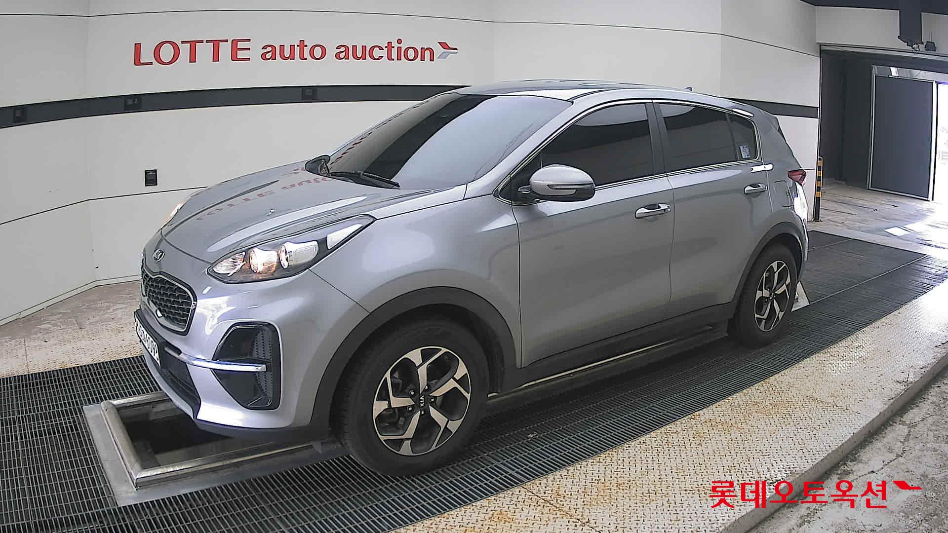 2022 - kia sportage