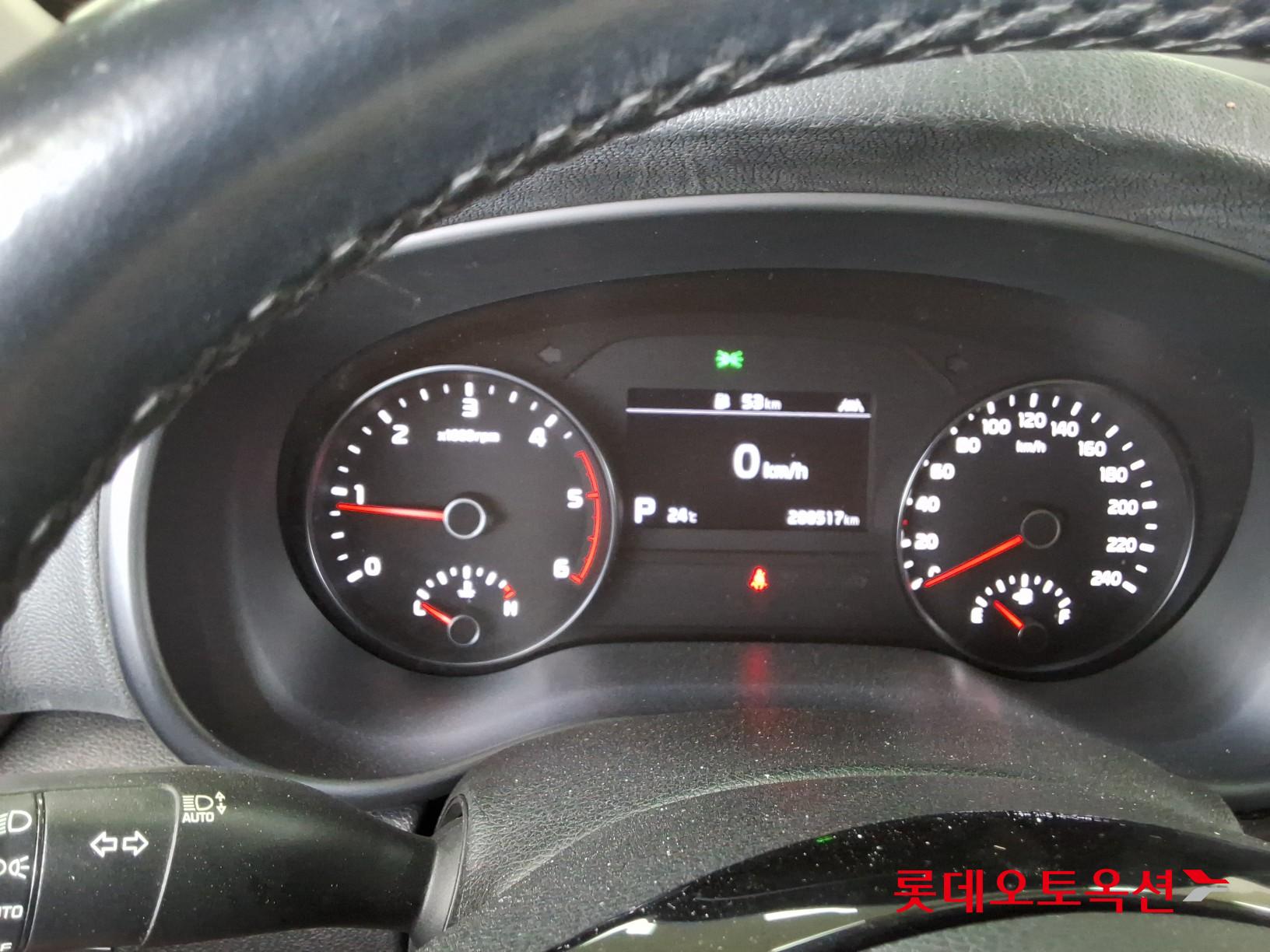 2022 - kia sportage