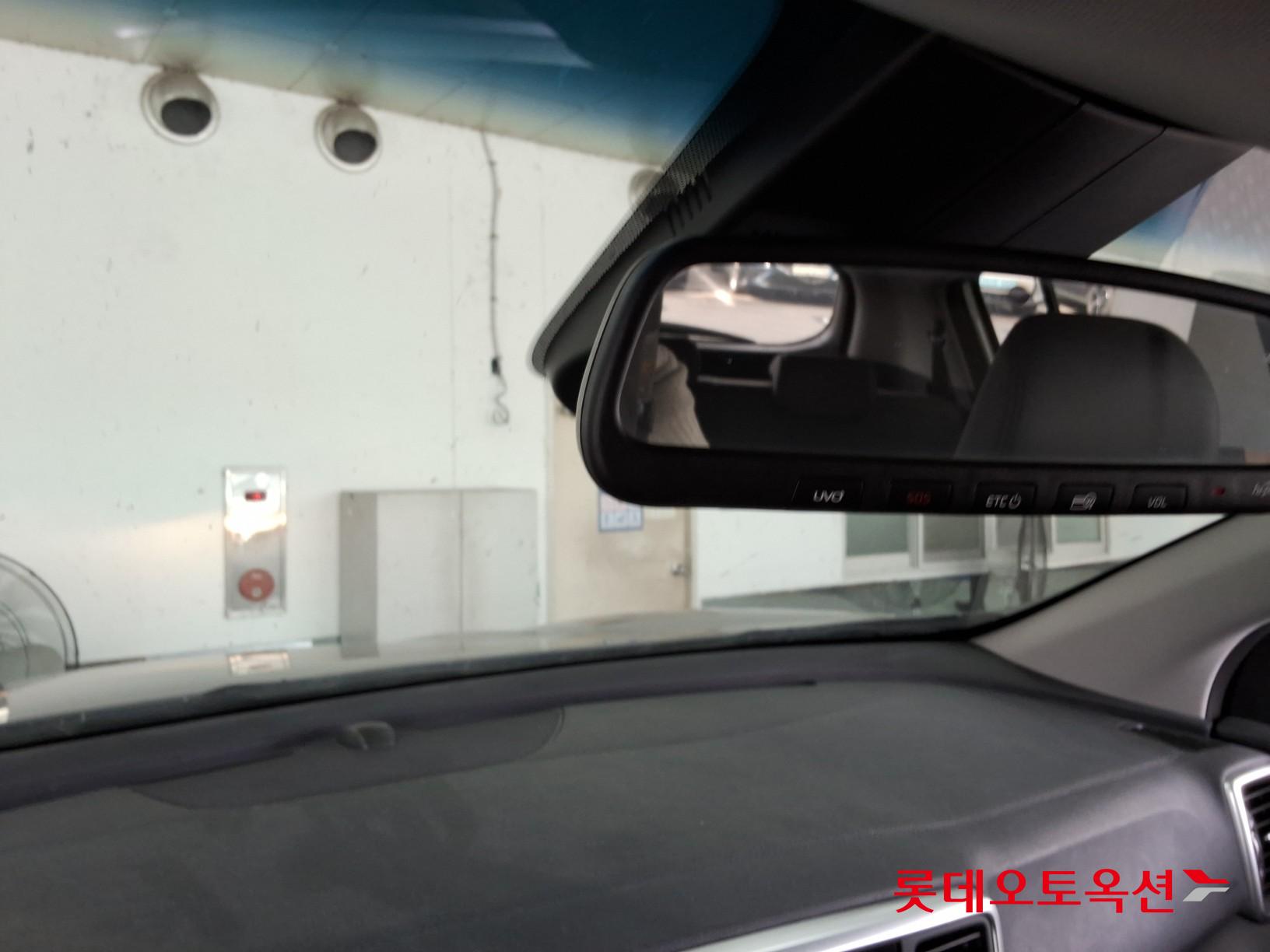 2022 - kia sportage
