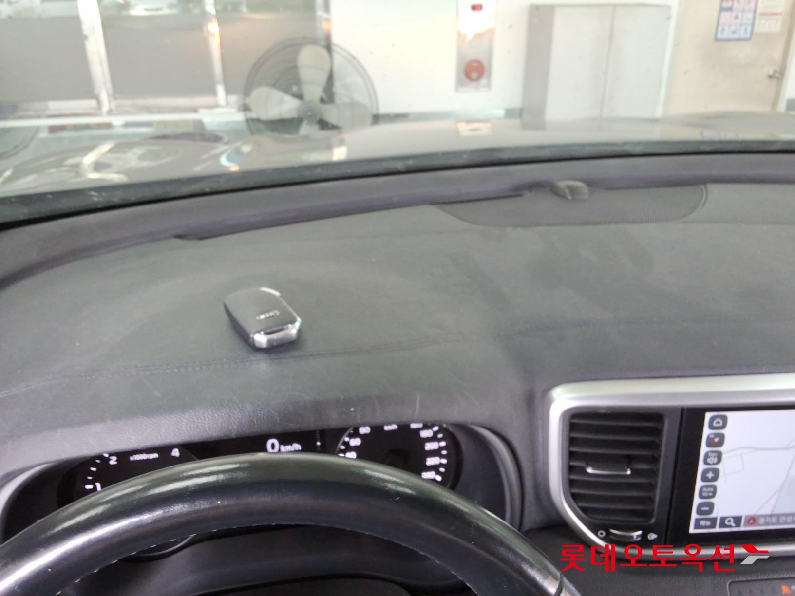 2022 - kia sportage