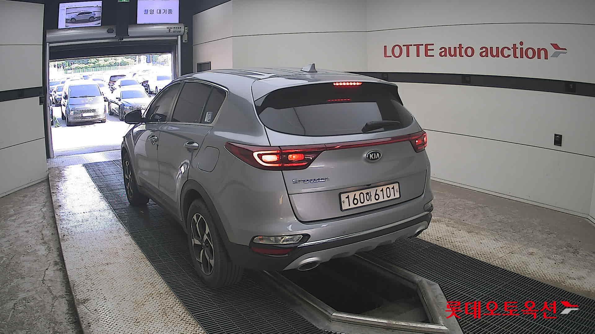 2022 - kia sportage