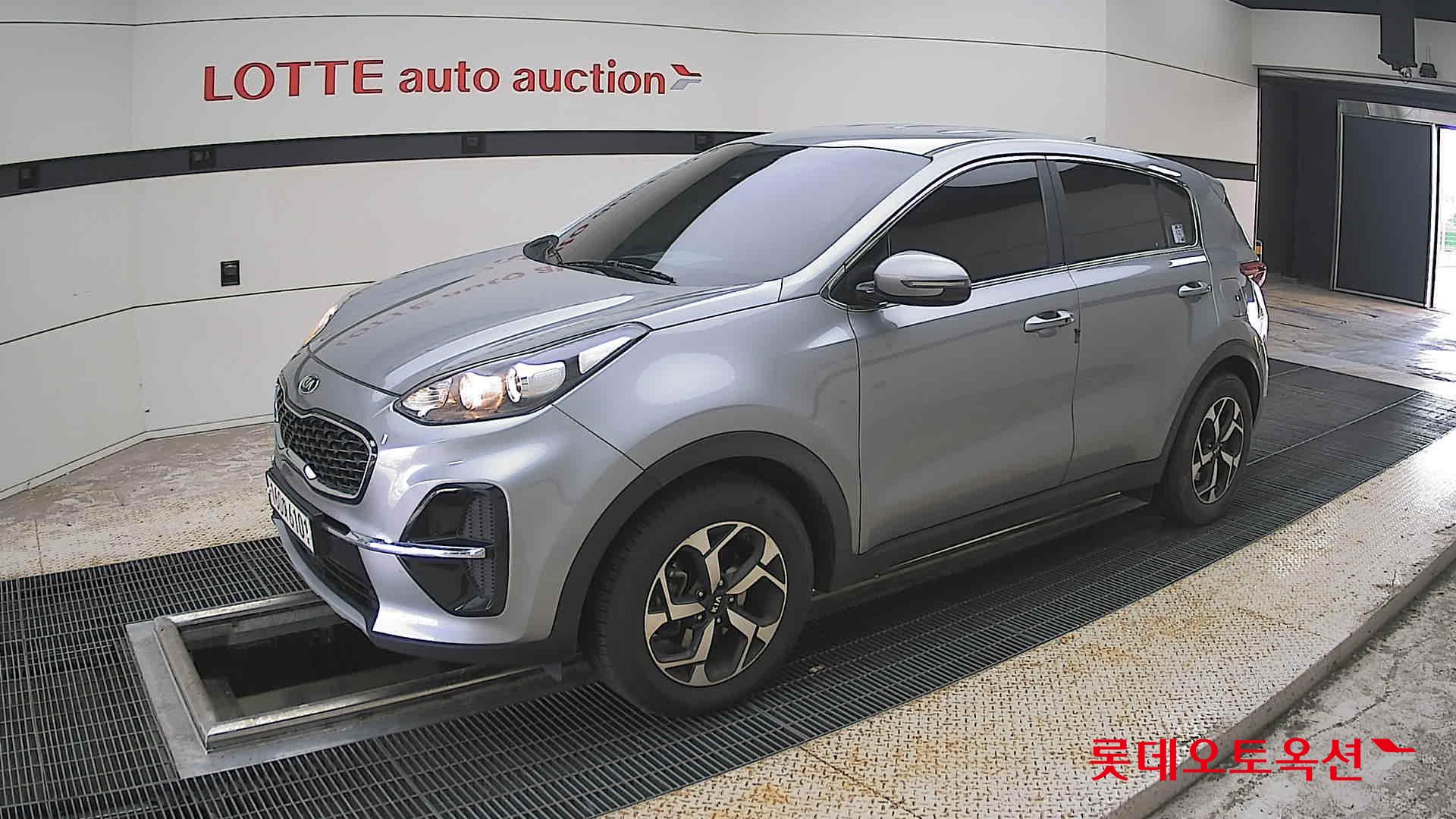 2022 - kia sportage