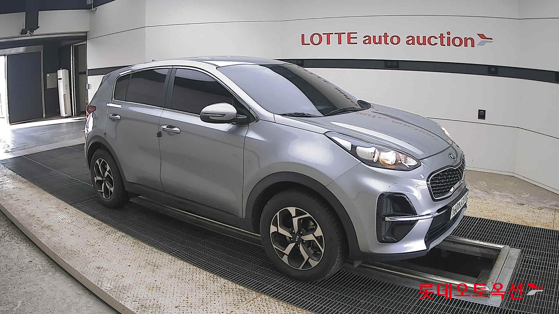 2022 - kia sportage