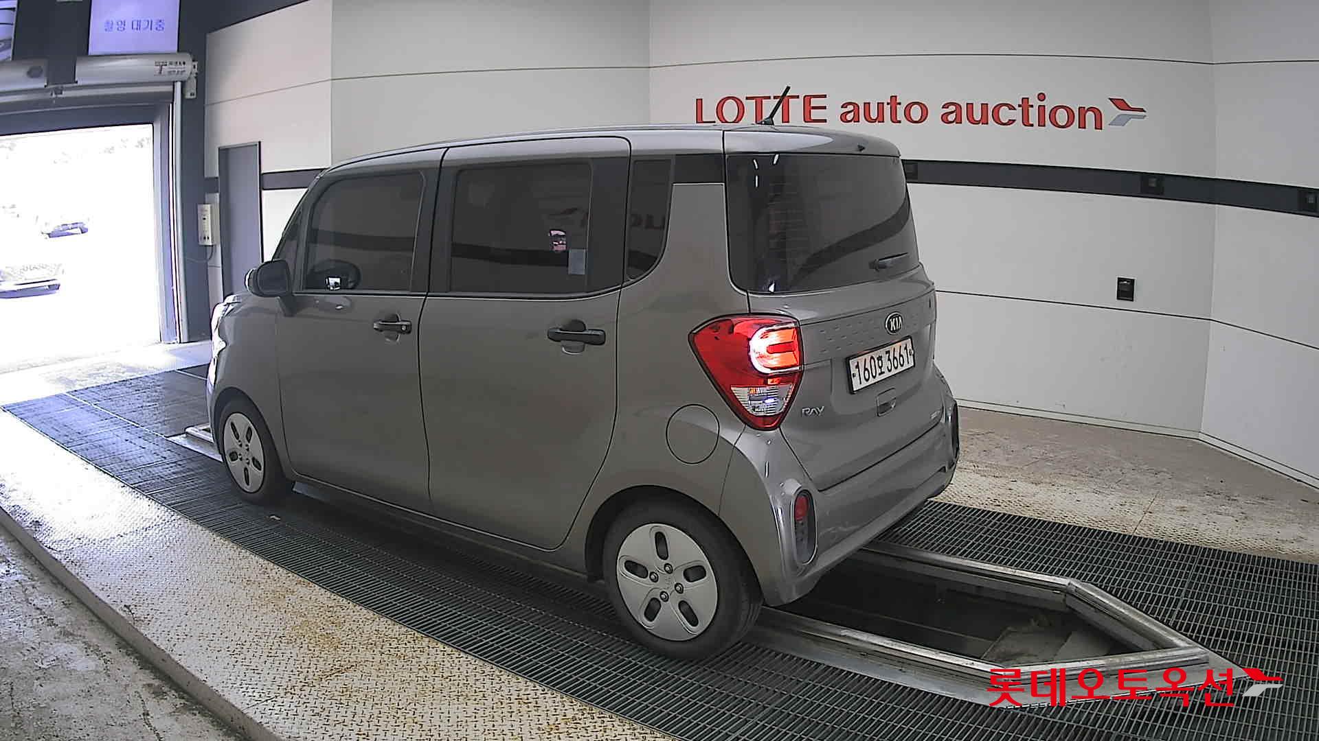 2021 - kia ray