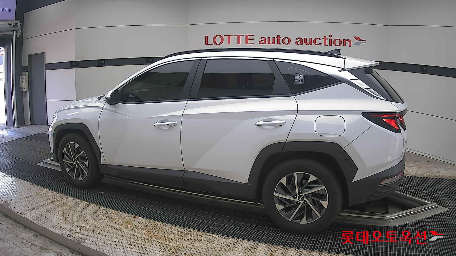 2022 - hyundai tucson