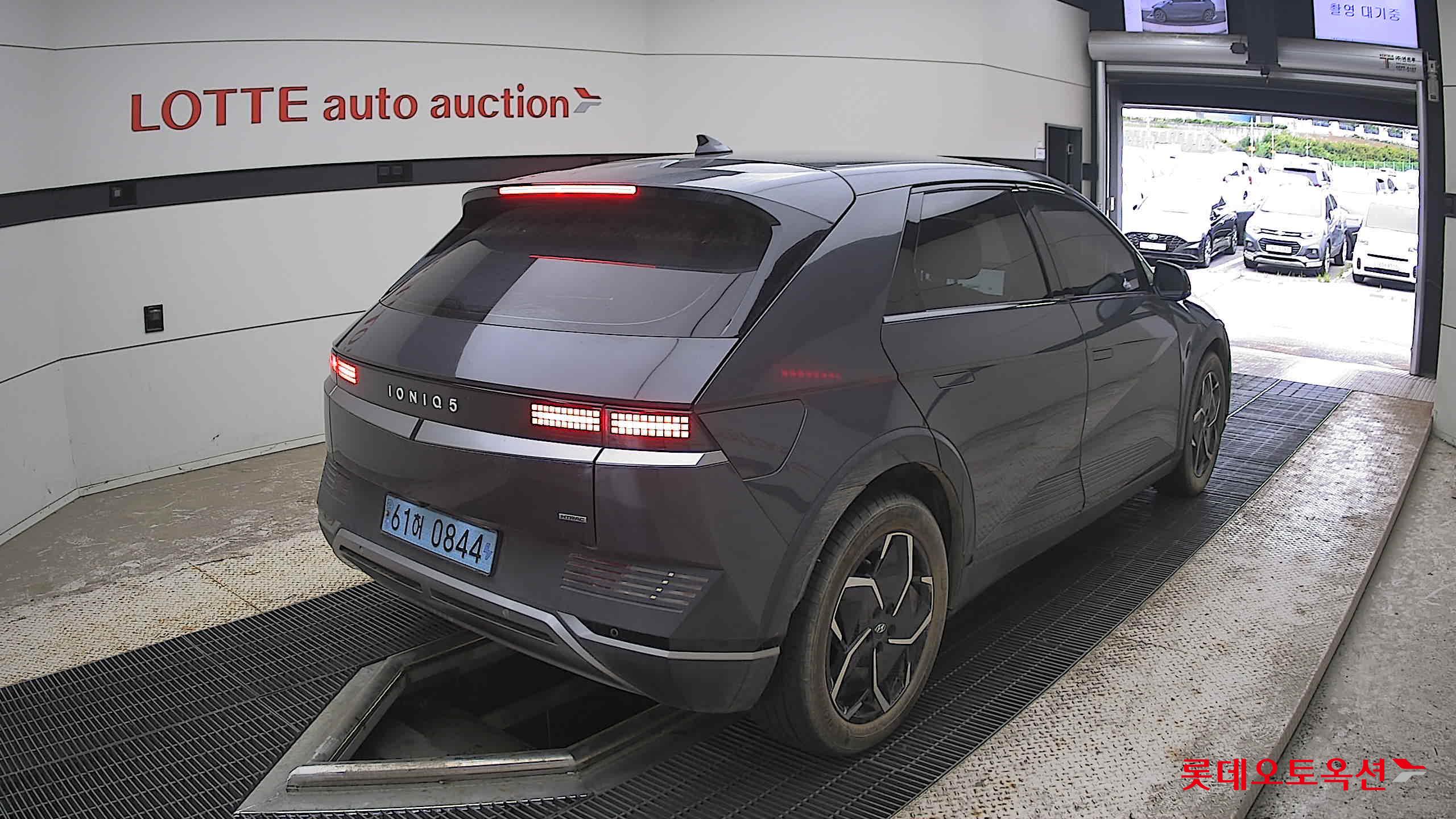 2023 - hyundai ioniq