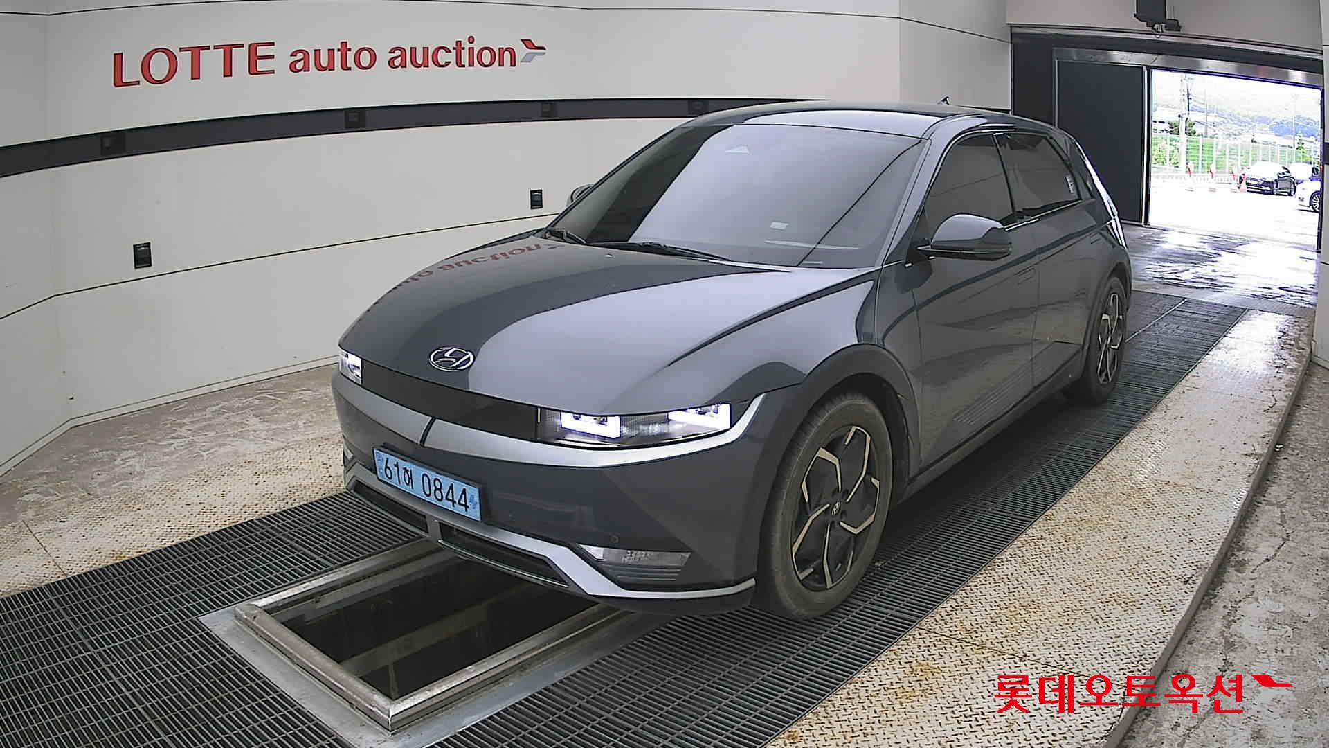 2023 - hyundai ioniq