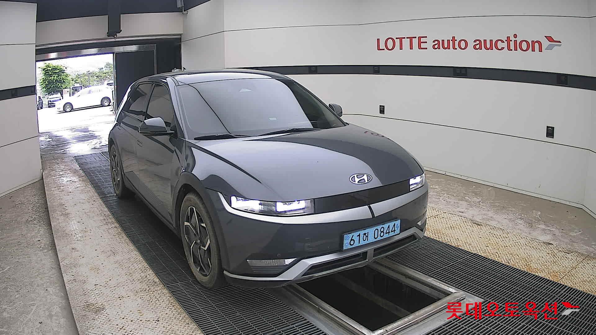 2023 - hyundai ioniq