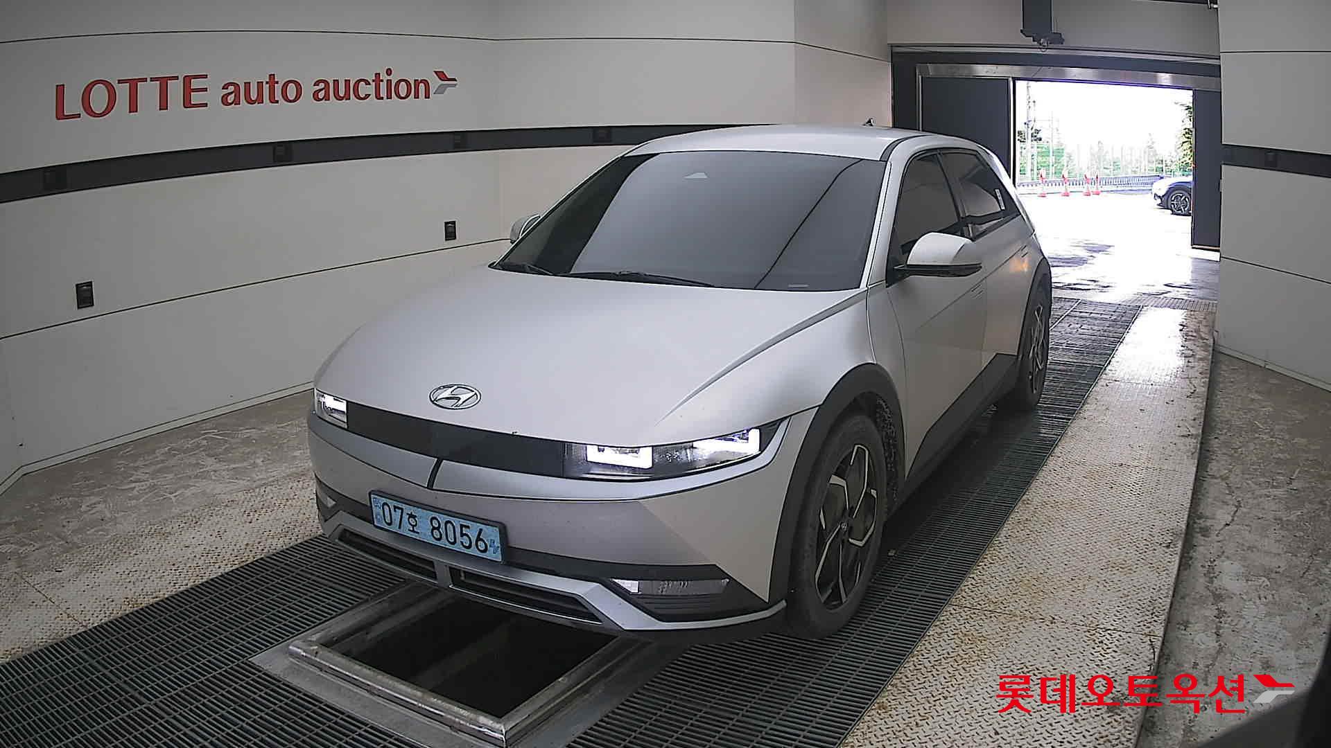 2022 - hyundai ioniq