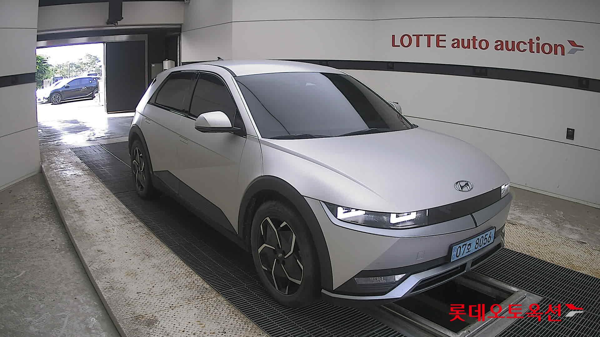 2022 - hyundai ioniq