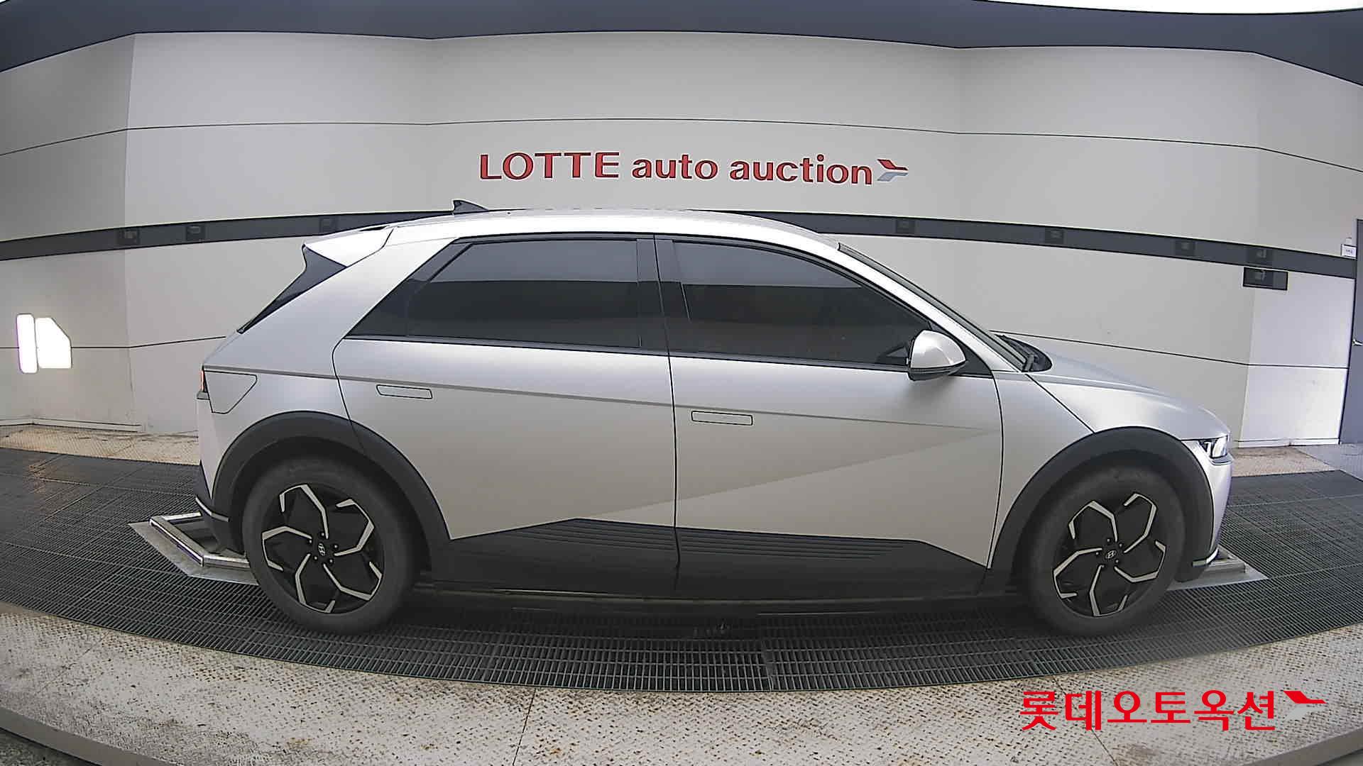 2022 - hyundai ioniq