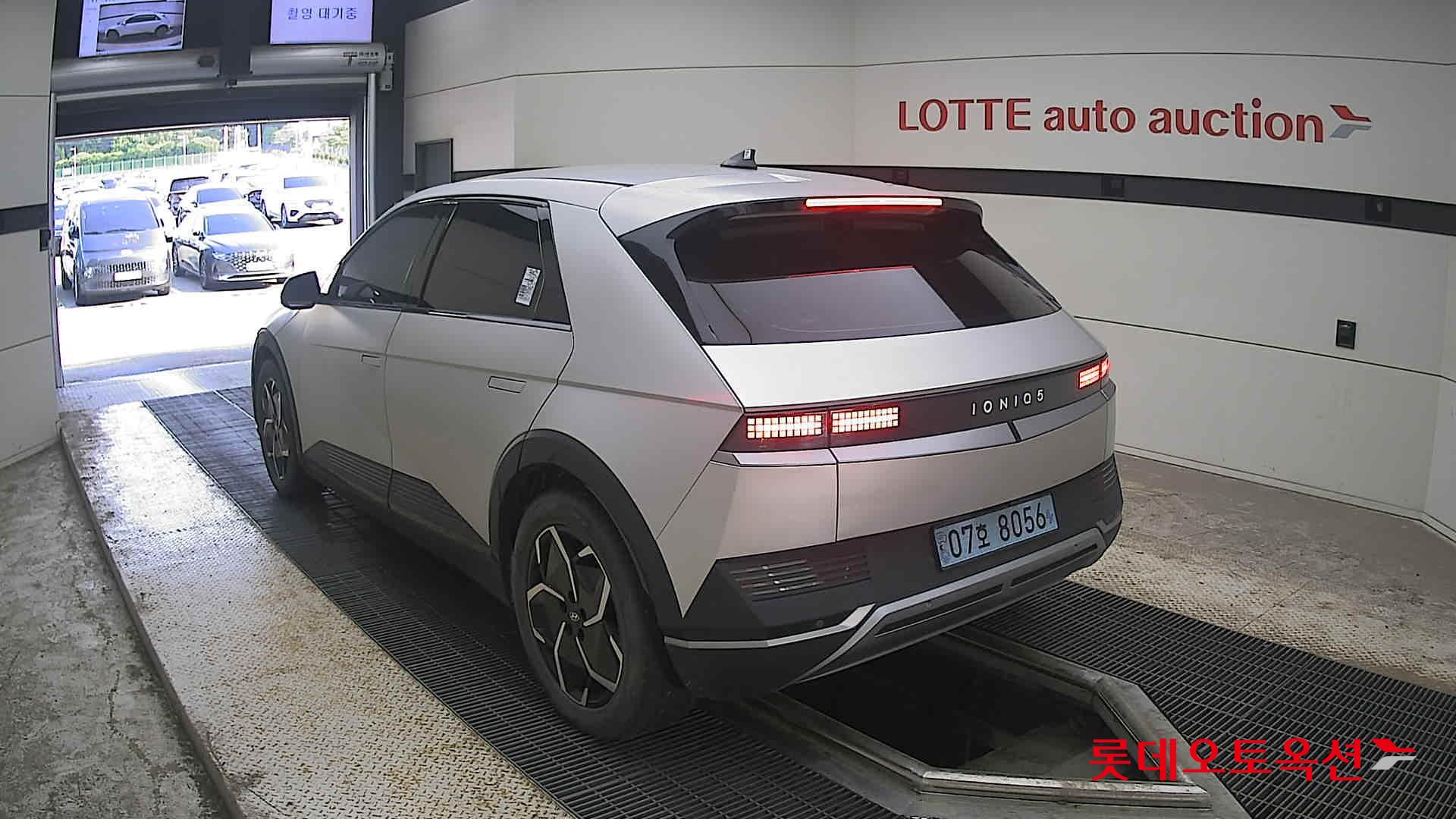 2022 - hyundai ioniq
