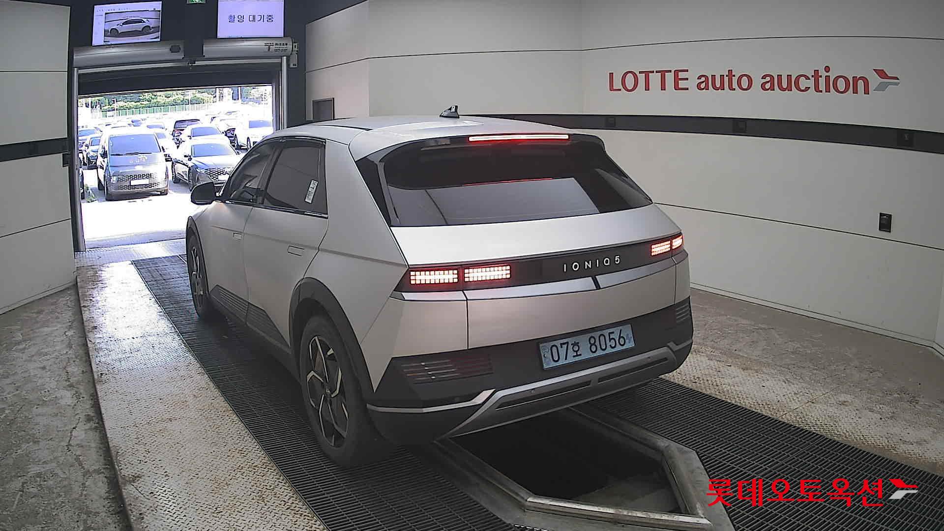 2022 - hyundai ioniq
